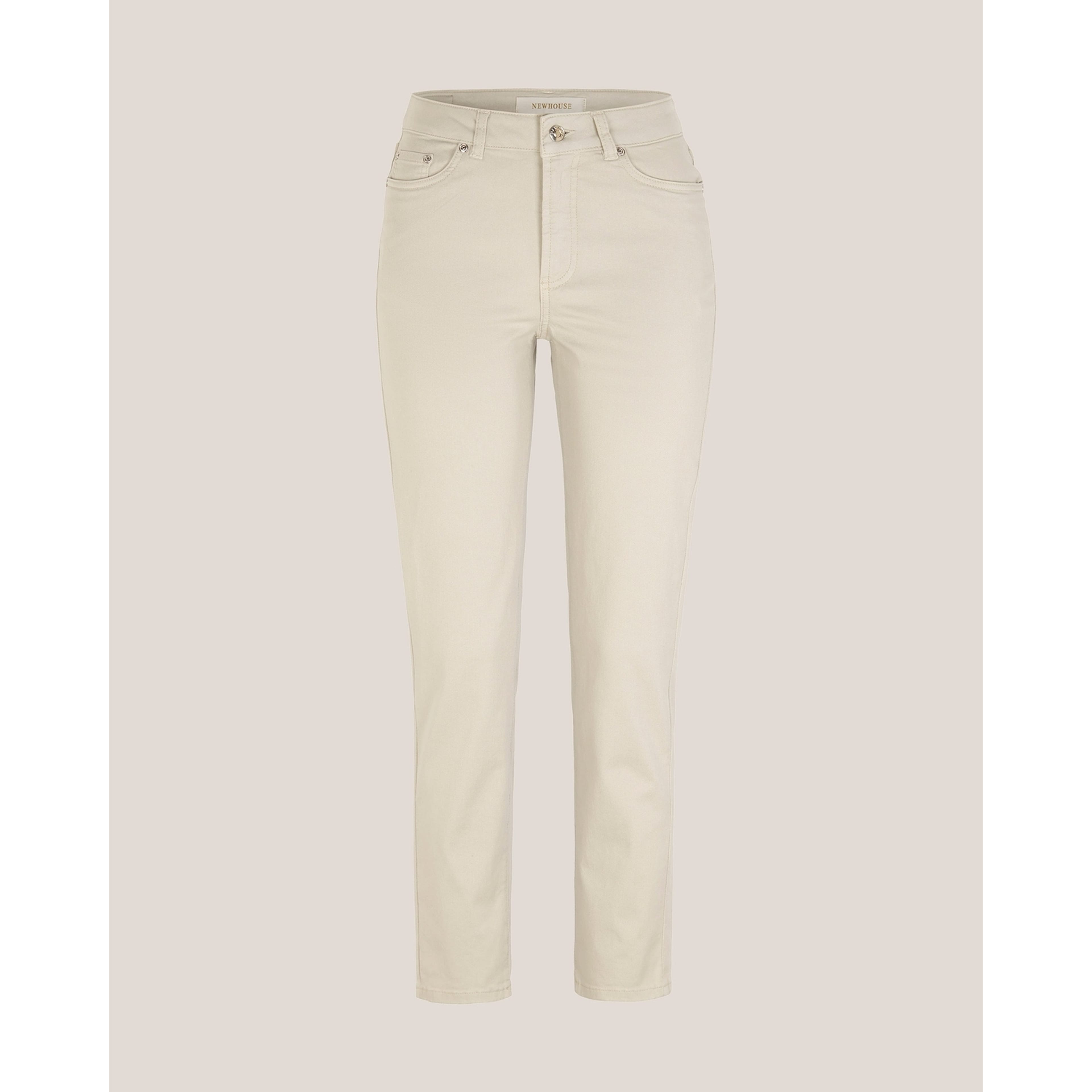 Nora Twill Trousers, från Newhouse, i färgen american khaki. Klicka för att öppna bilden i stort format