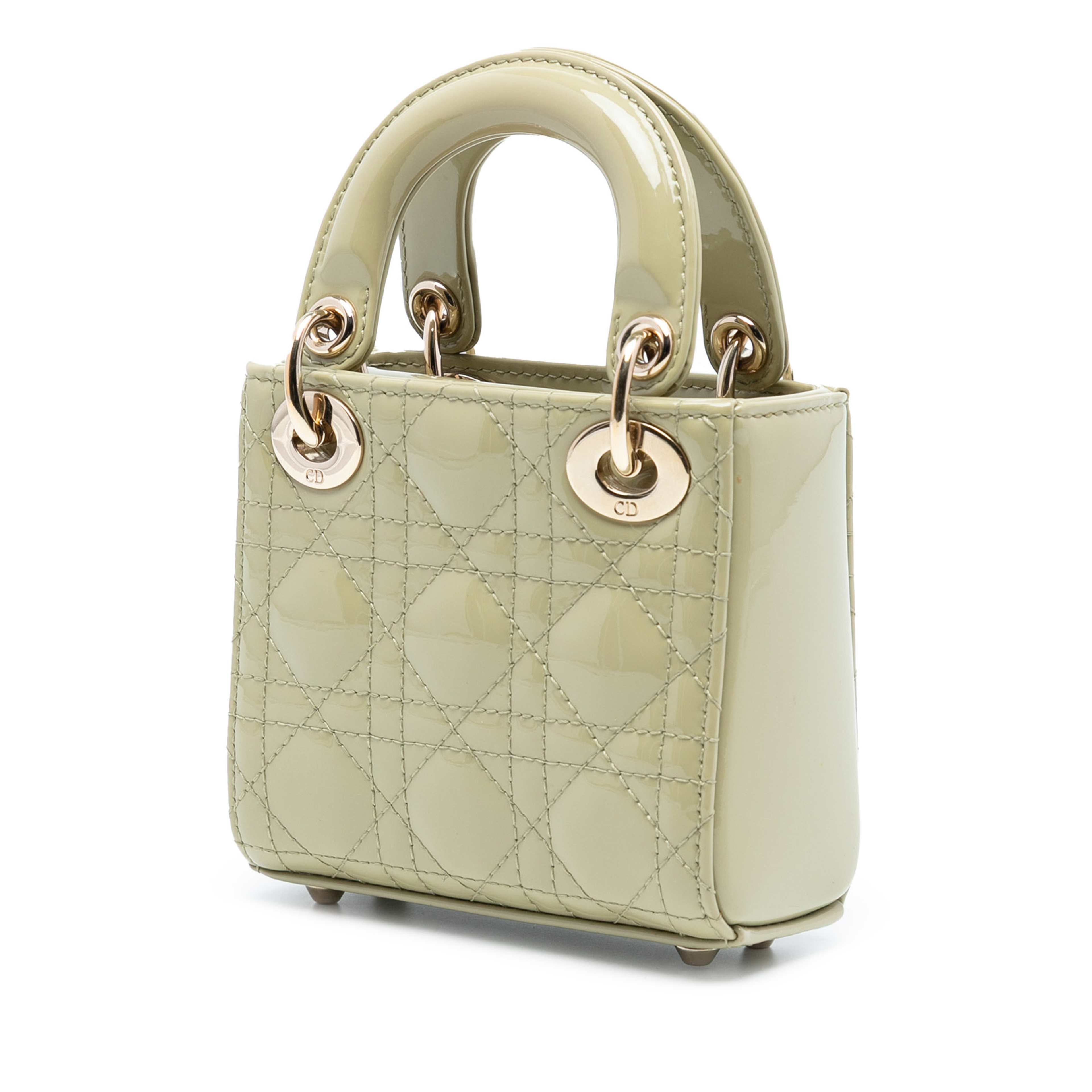 Dior Micro Patent Cannage Lady Dior, från Luxclusif, i färgen mint. Klicka för att öppna bilden i stort format