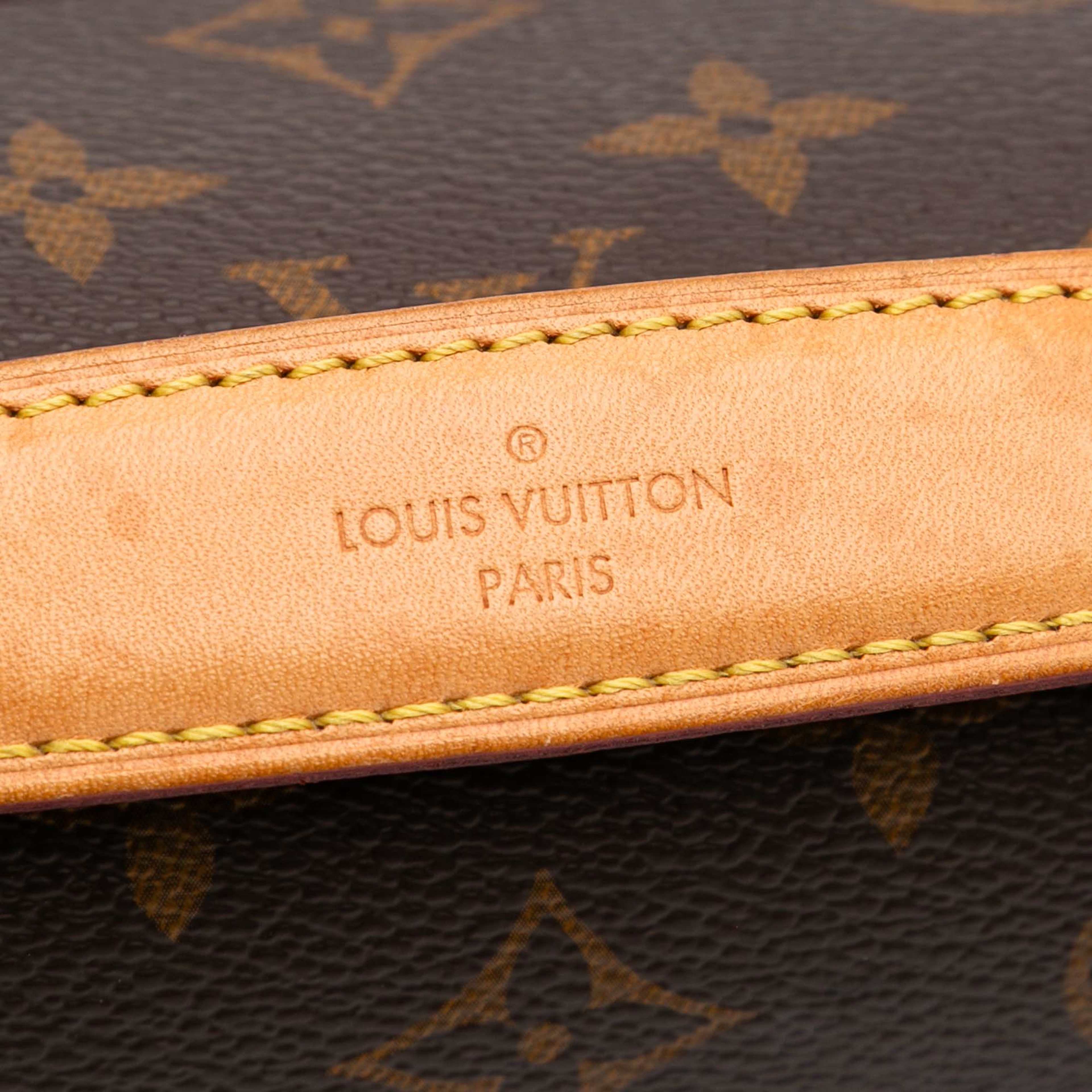 Louis Vuitton Monogram Pochette Metis, från Luxclusif, i färgen brown. Klicka för att öppna bilden i stort format