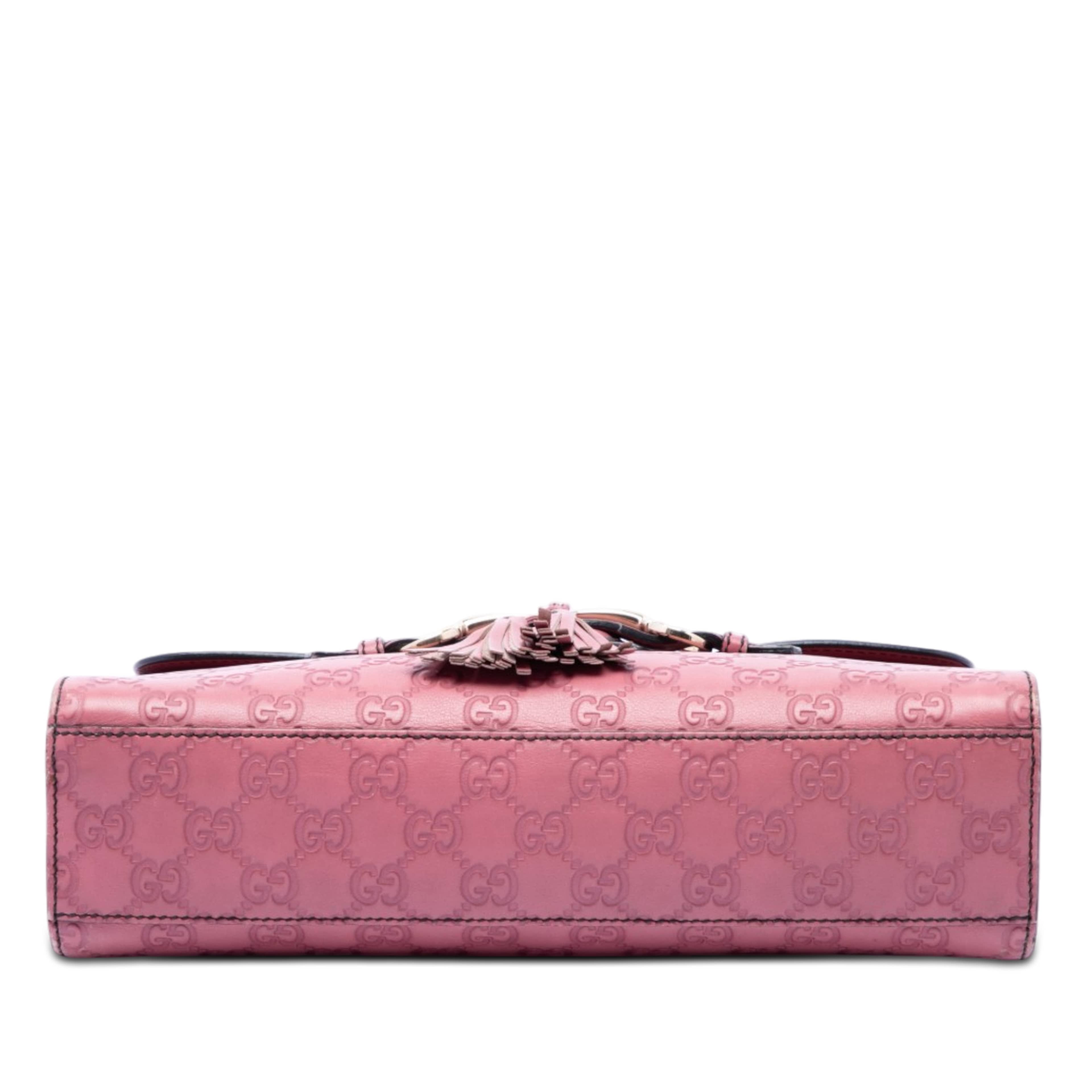 Gucci Medium Guccissima Emily Shoulder Bag, från Luxclusif, i färgen purpur. Klicka för att öppna bilden i stort format