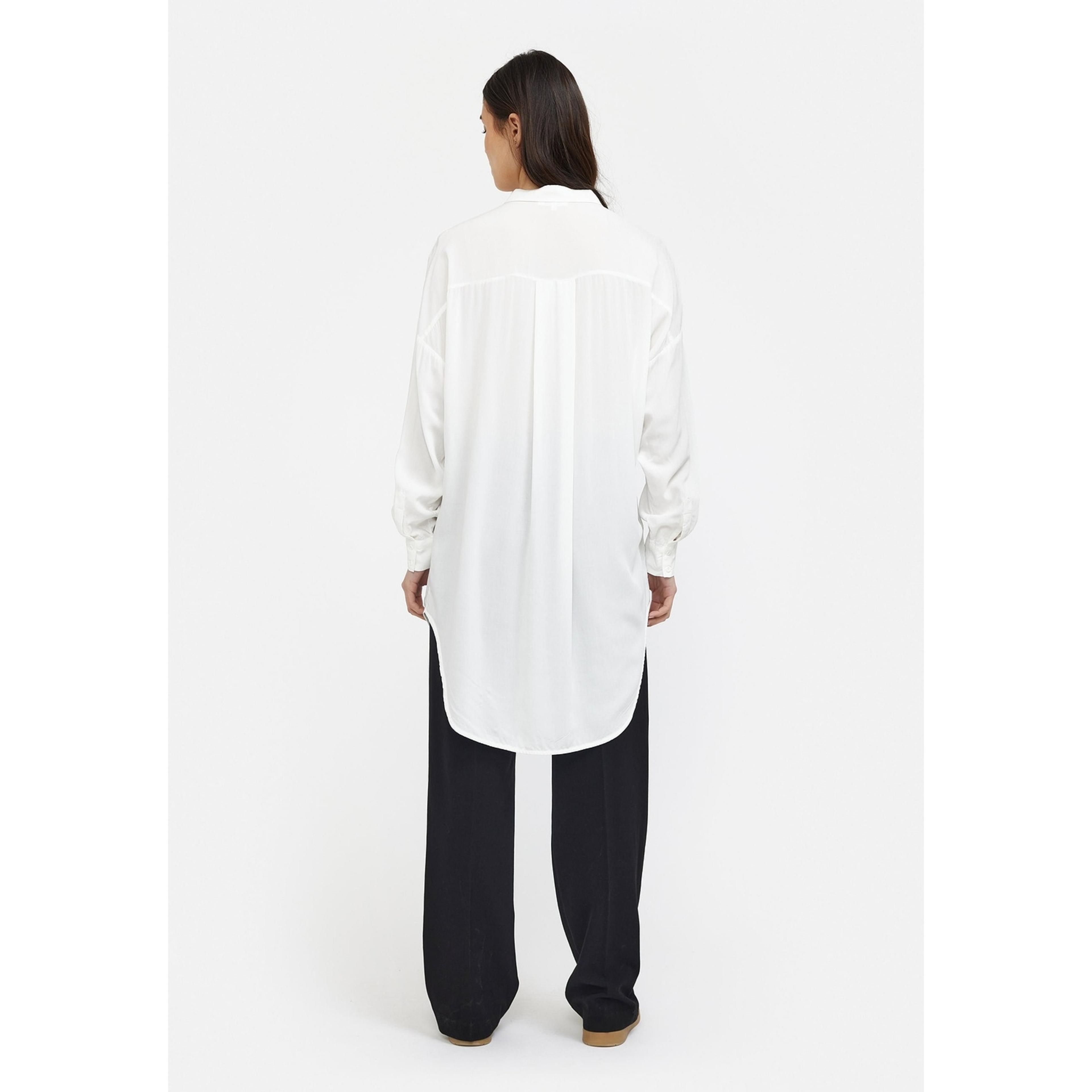 Srabia Midi Skirt, från Soft Rebels, i färgen snow white. Klicka för att öppna bilden i stort format