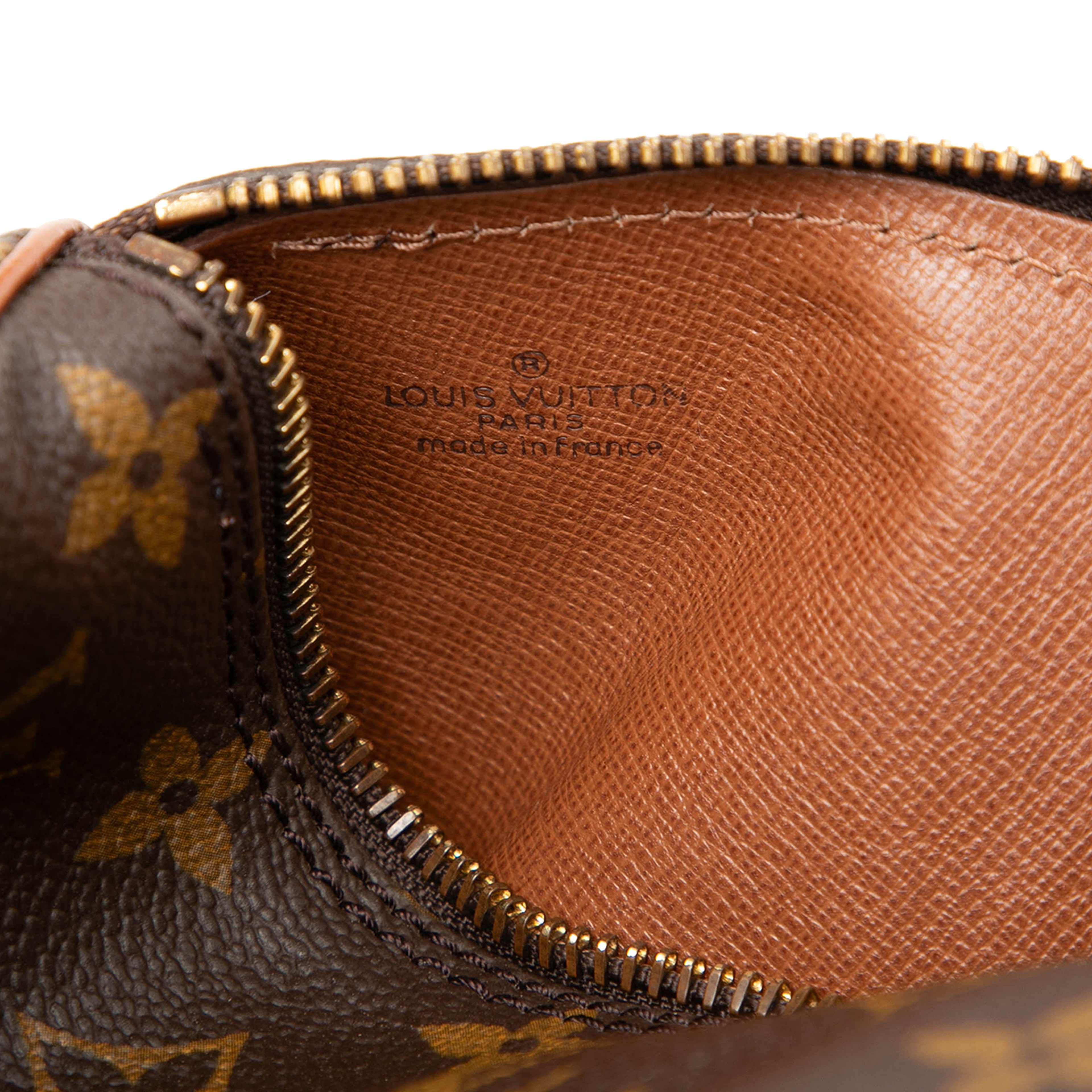 Louis Vuitton Monogram Papillon 30, från Luxclusif, i färgen brown. Klicka för att öppna bilden i stort format