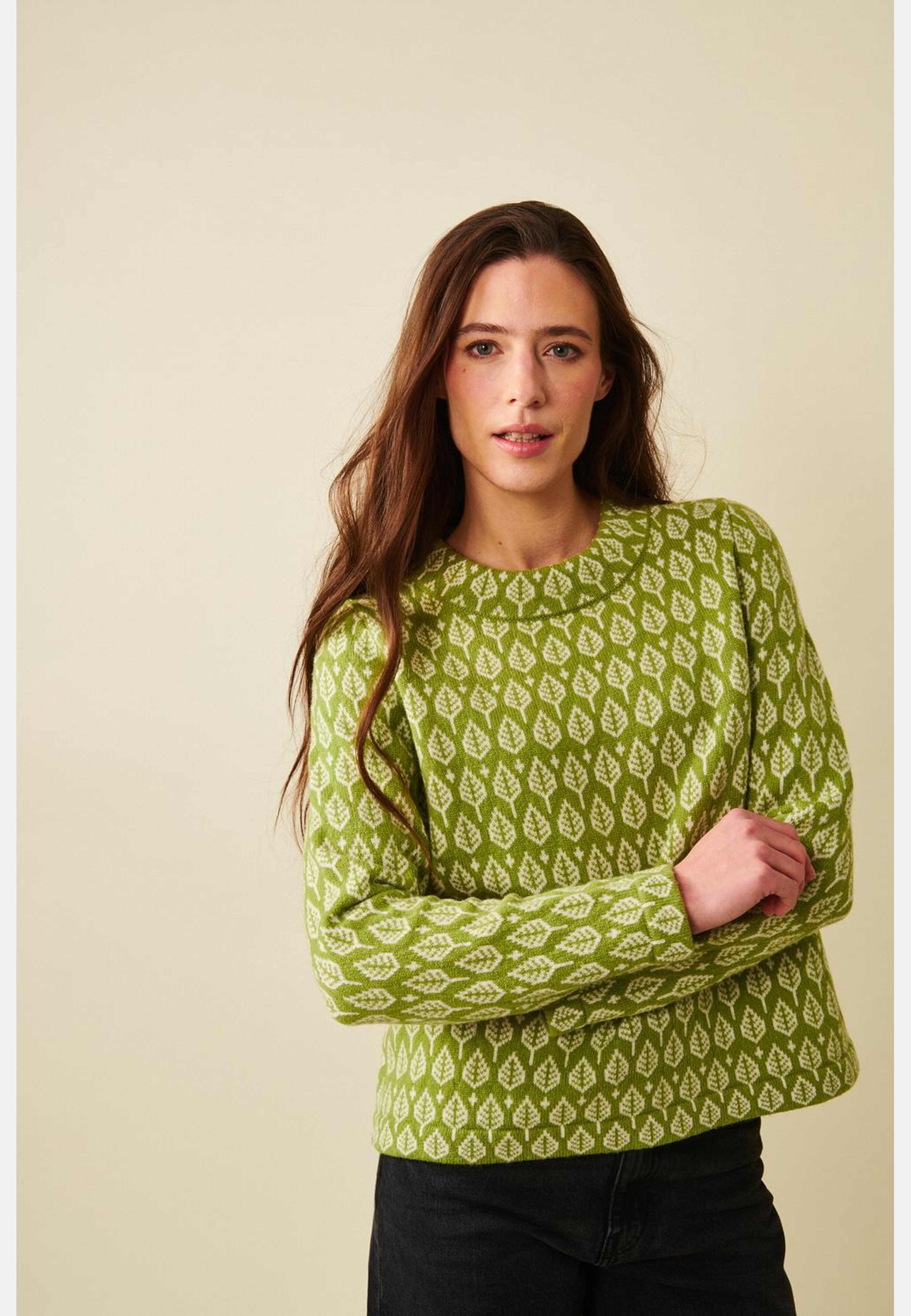 Sarali Jumper Lt Green, från Jumperfabriken, i färgen green. Klicka för att öppna bilden i stort format