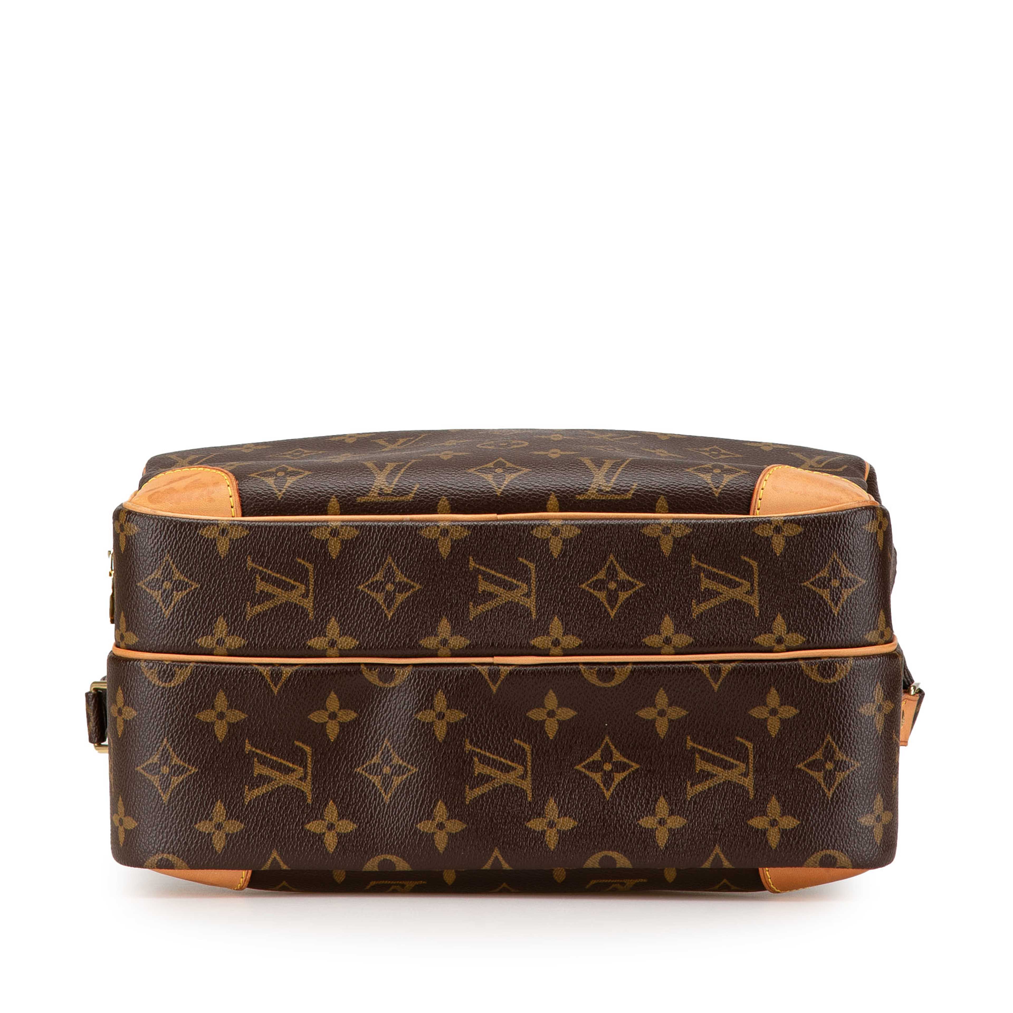 Louis Vuitton Monogram Nil Crossbody