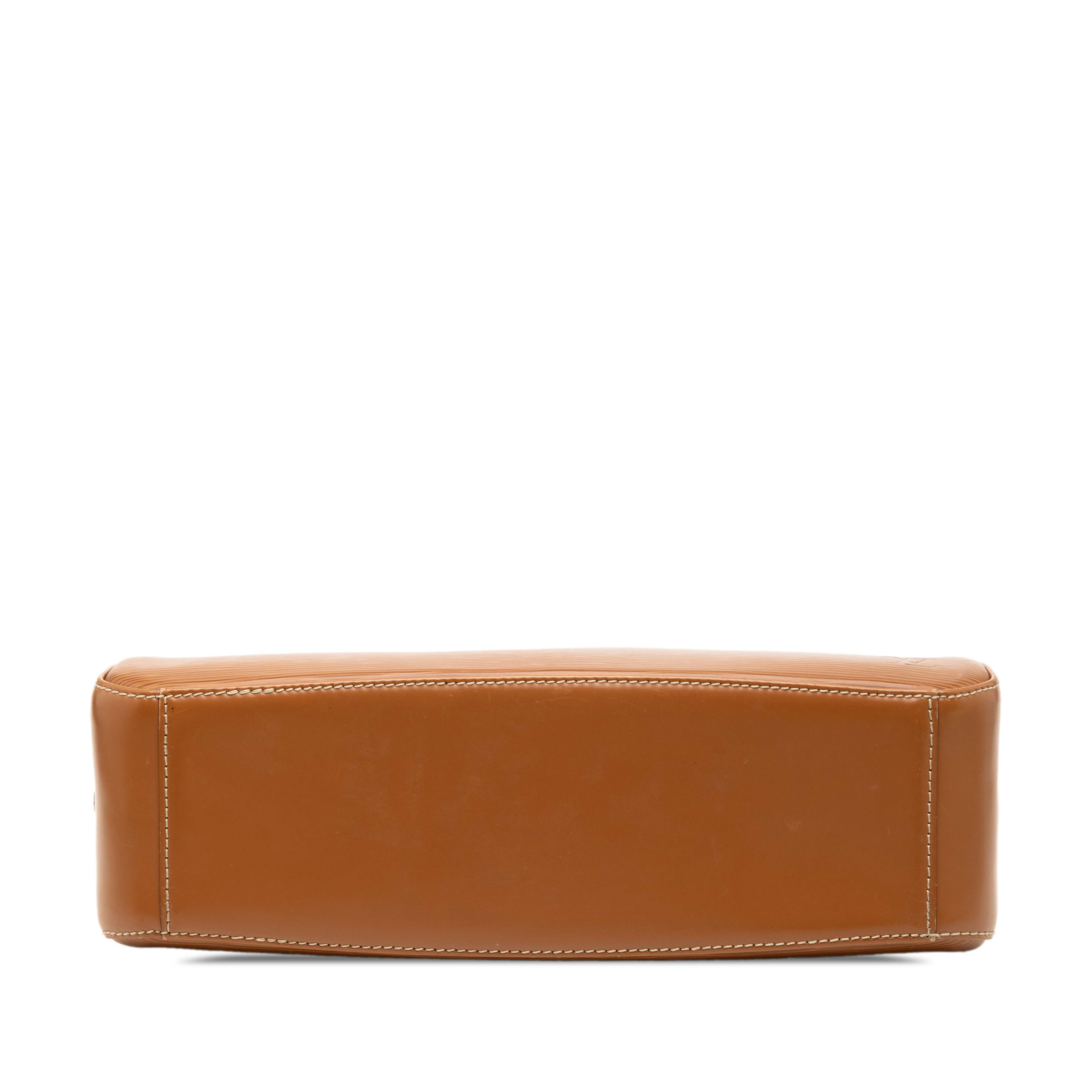 Louis Vuitton Epi Jasmine, från Luxclusif, i färgen brown. Klicka för att öppna bilden i stort format