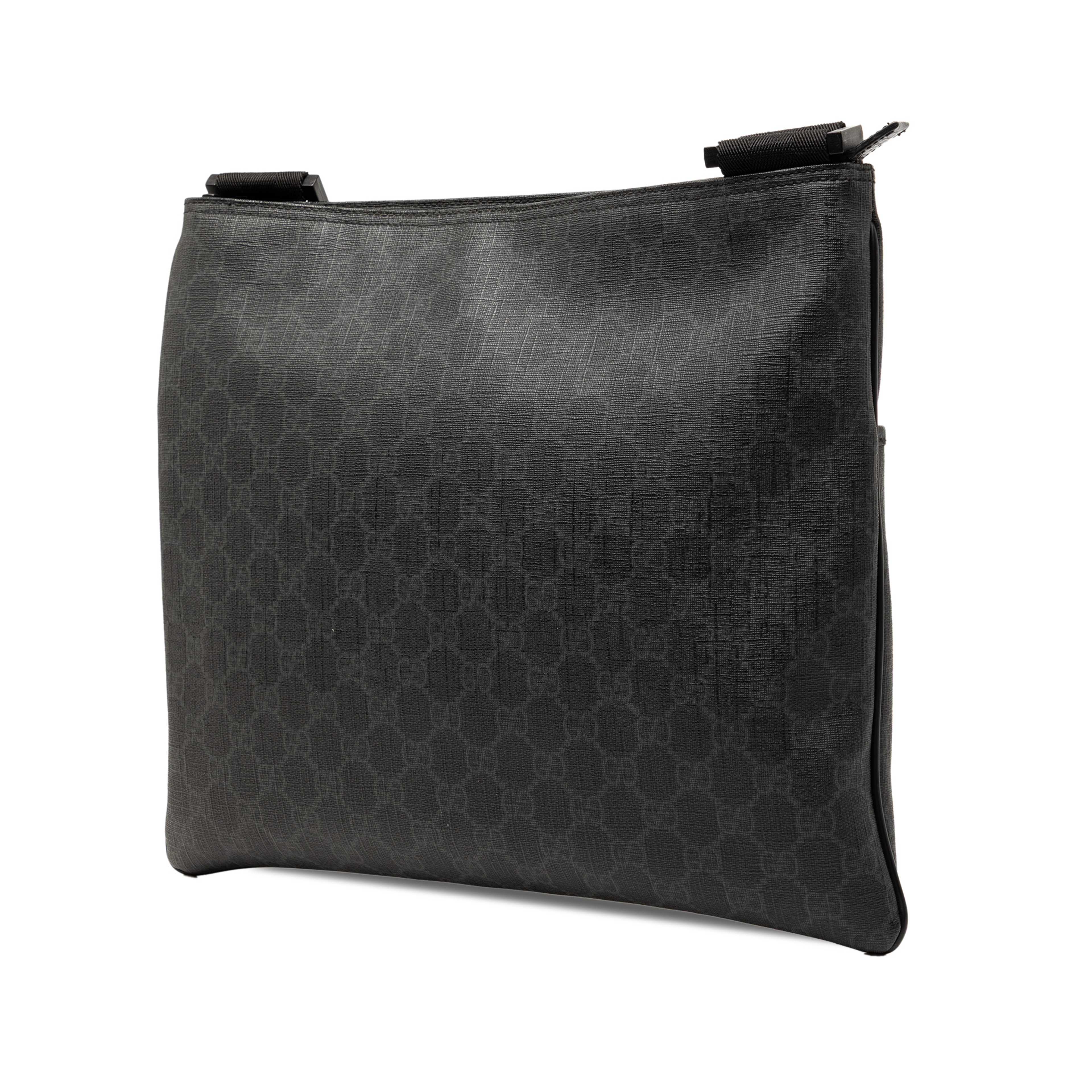 Gucci Gg Supreme Crossbody, från Luxclusif, i färgen black. Klicka för att öppna bilden i stort format