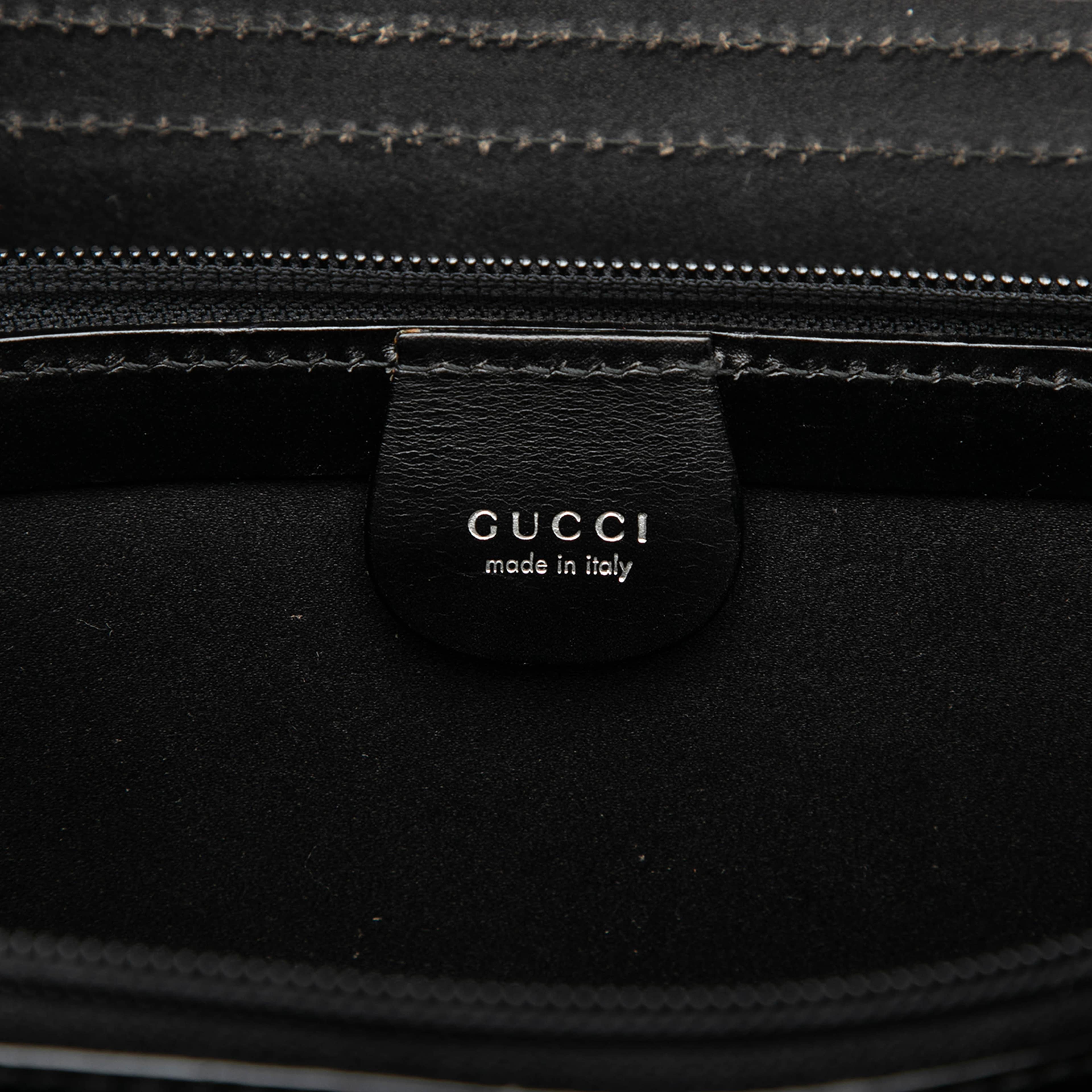 Gucci Calfskin Briefcase, från Luxclusif, i färgen svart. Klicka för att öppna bilden i stort format