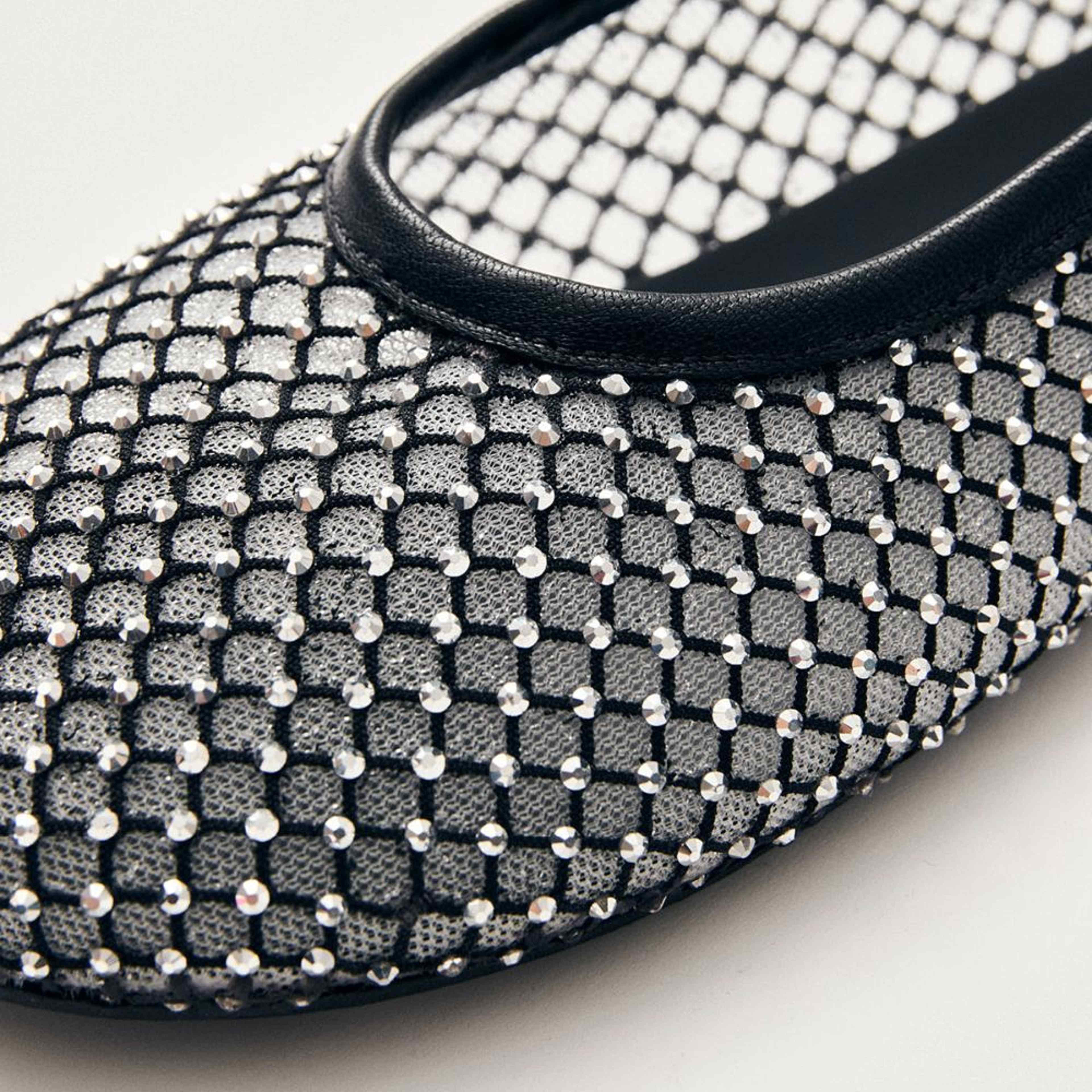 Lorain Mesh Glow Black Ballet Flats