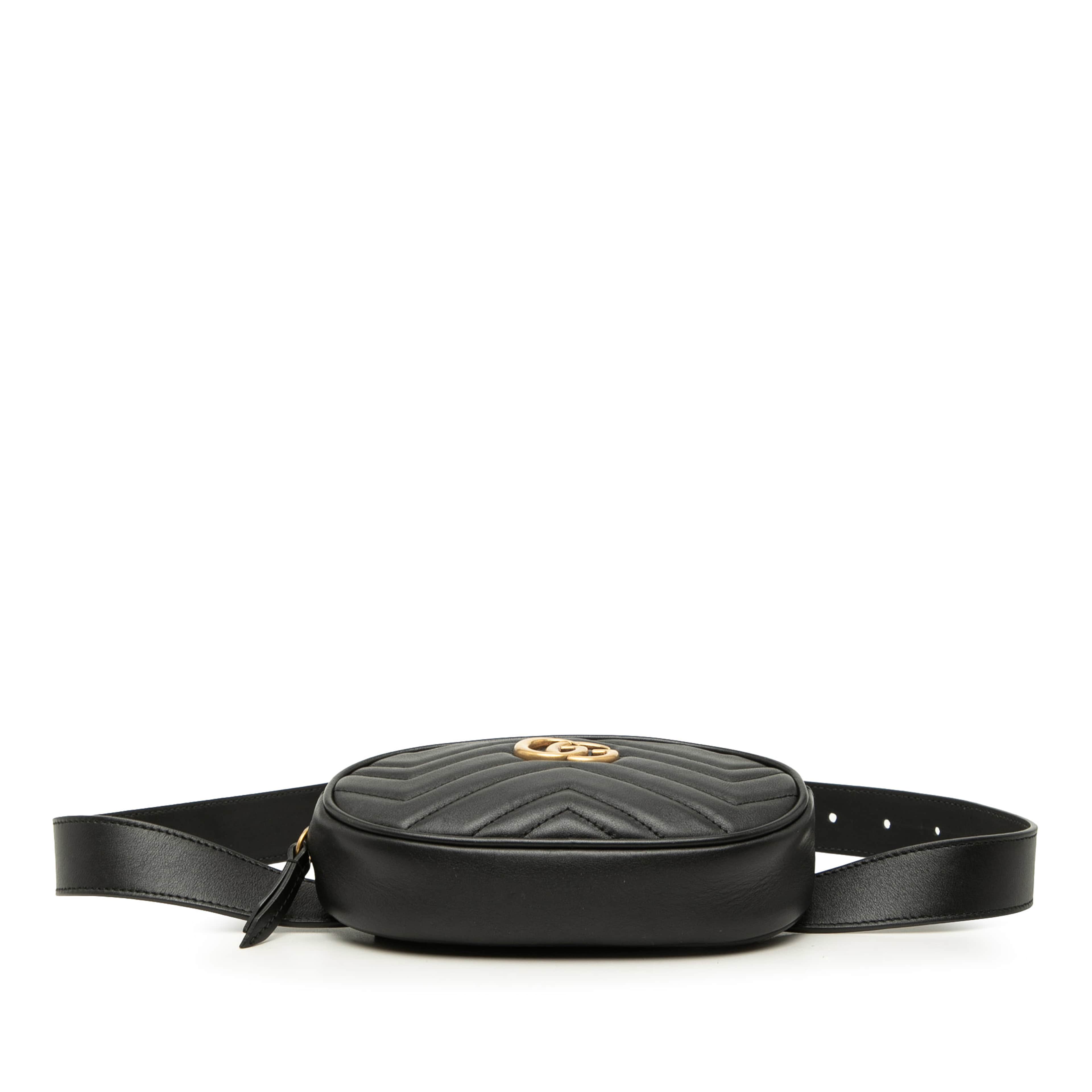 Gucci Gg Marmont Matelasse Calfskin Belt Bag, från Luxclusif, i färgen svart. Klicka för att öppna bilden i stort format