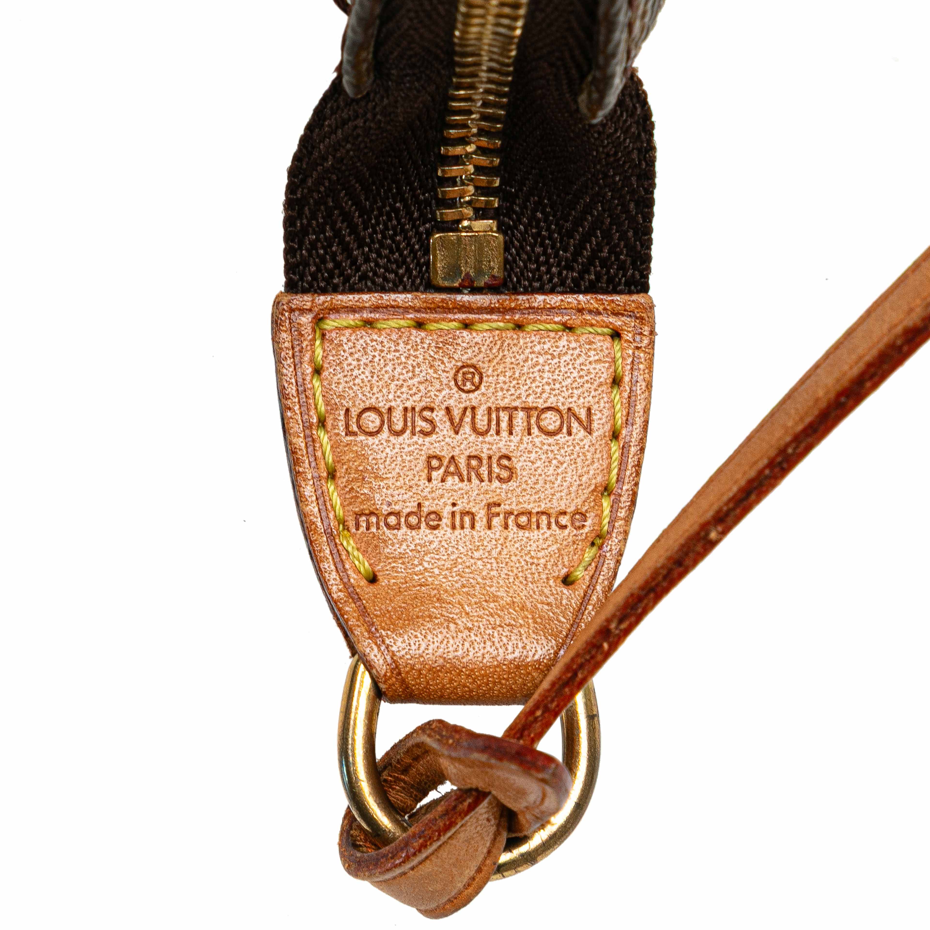 Louis Vuitton Monogram Pochette Accessoires, från Luxclusif, i färgen brown. Klicka för att öppna bilden i stort format