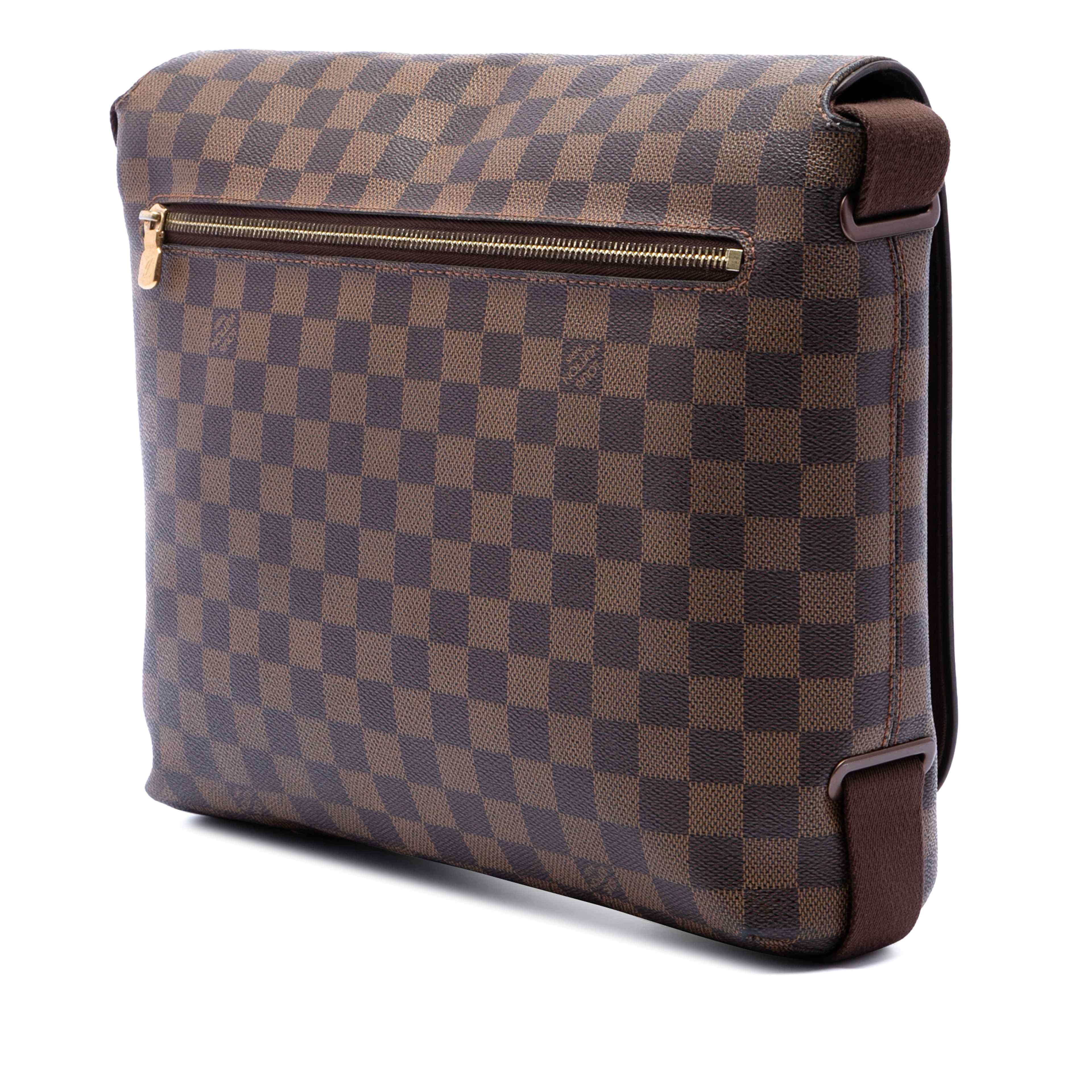 Louis Vuitton Damier Ebene Brooklyn Mm, från Luxclusif, i färgen brun. Klicka för att öppna bilden i stort format