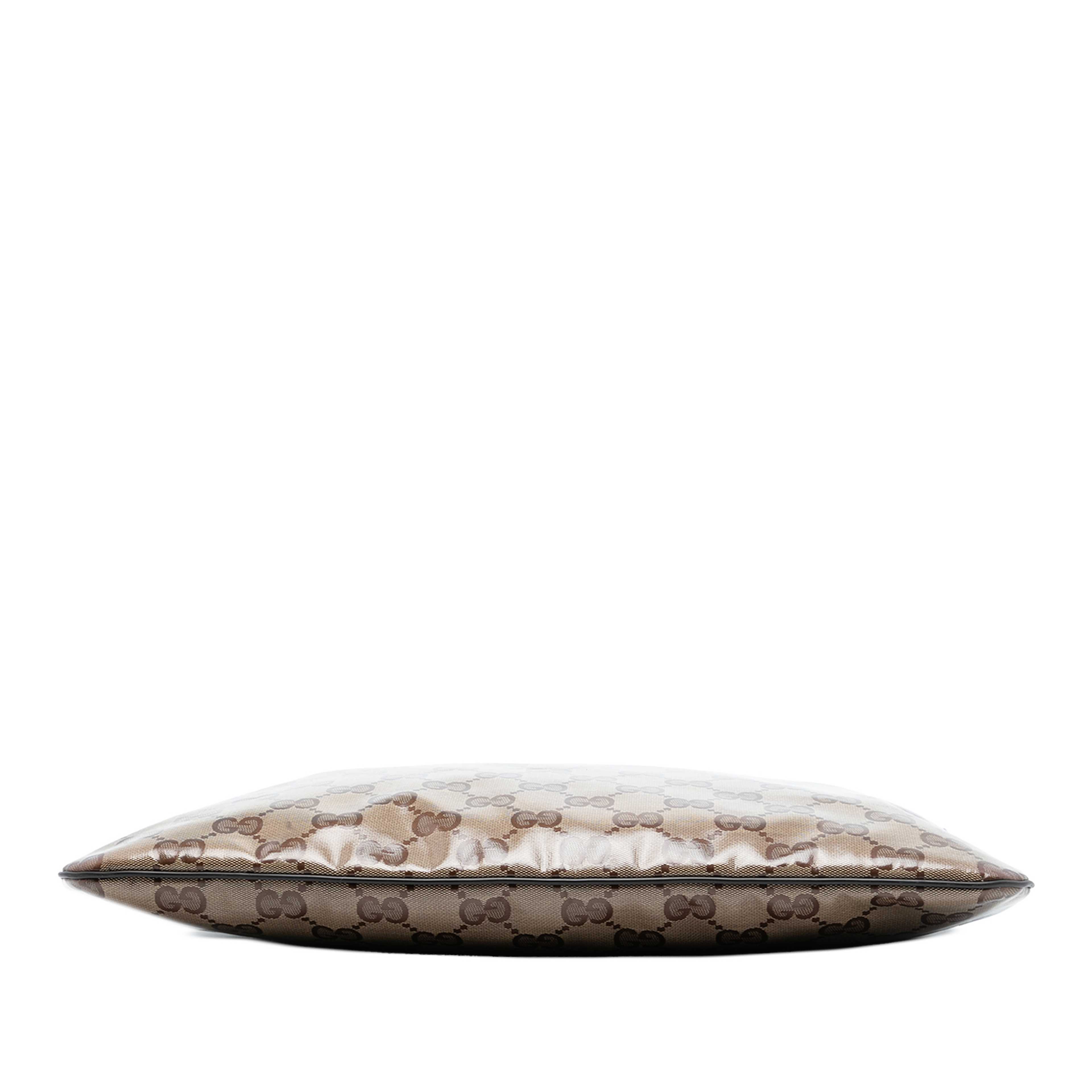 Gucci Gg Crystal Crossbody, från Luxclusif, i färgen beige. Klicka för att öppna bilden i stort format