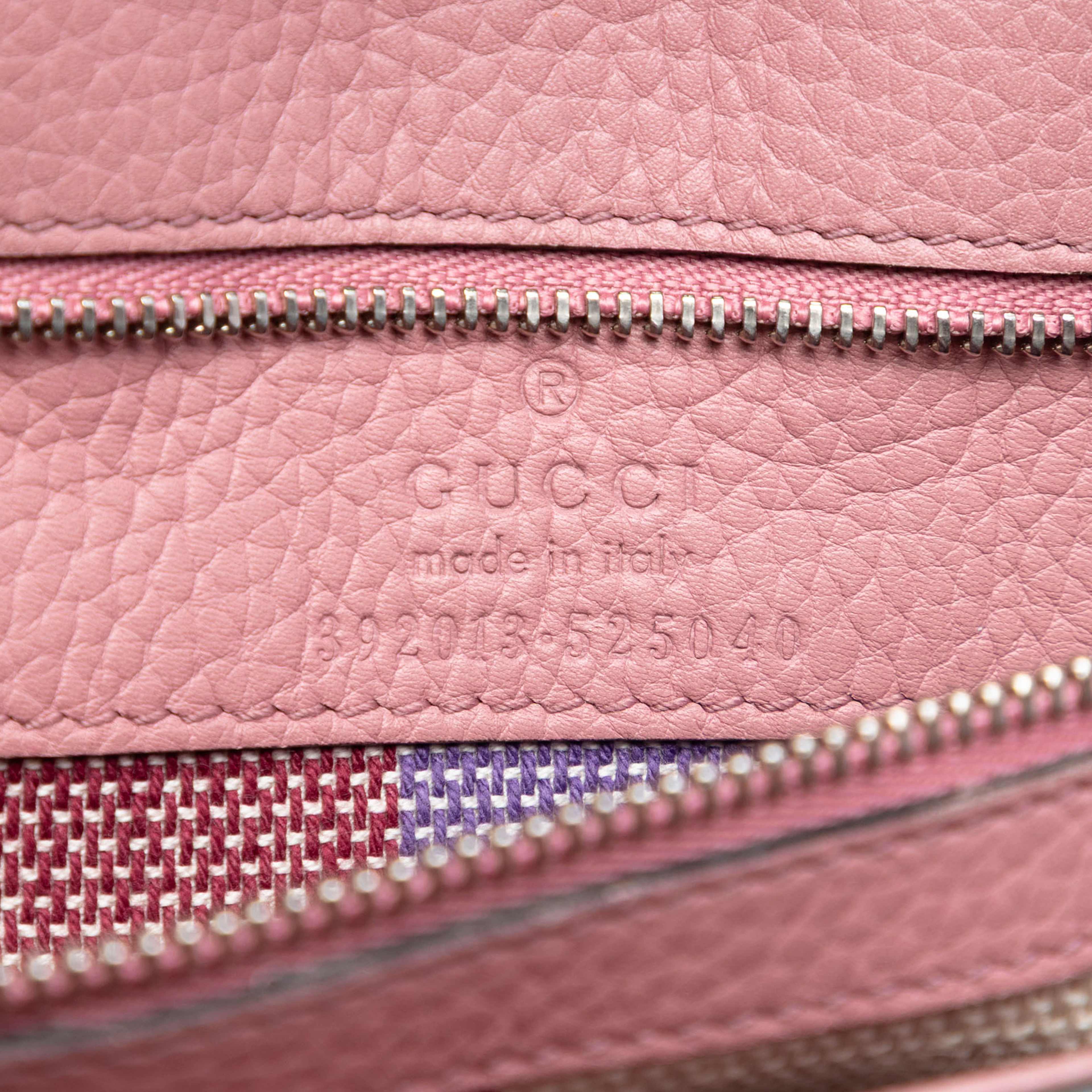 Gucci Medium Calfskin Bamboo Daily Satchel, från Luxclusif, i färgen rosa. Klicka för att öppna bilden i stort format