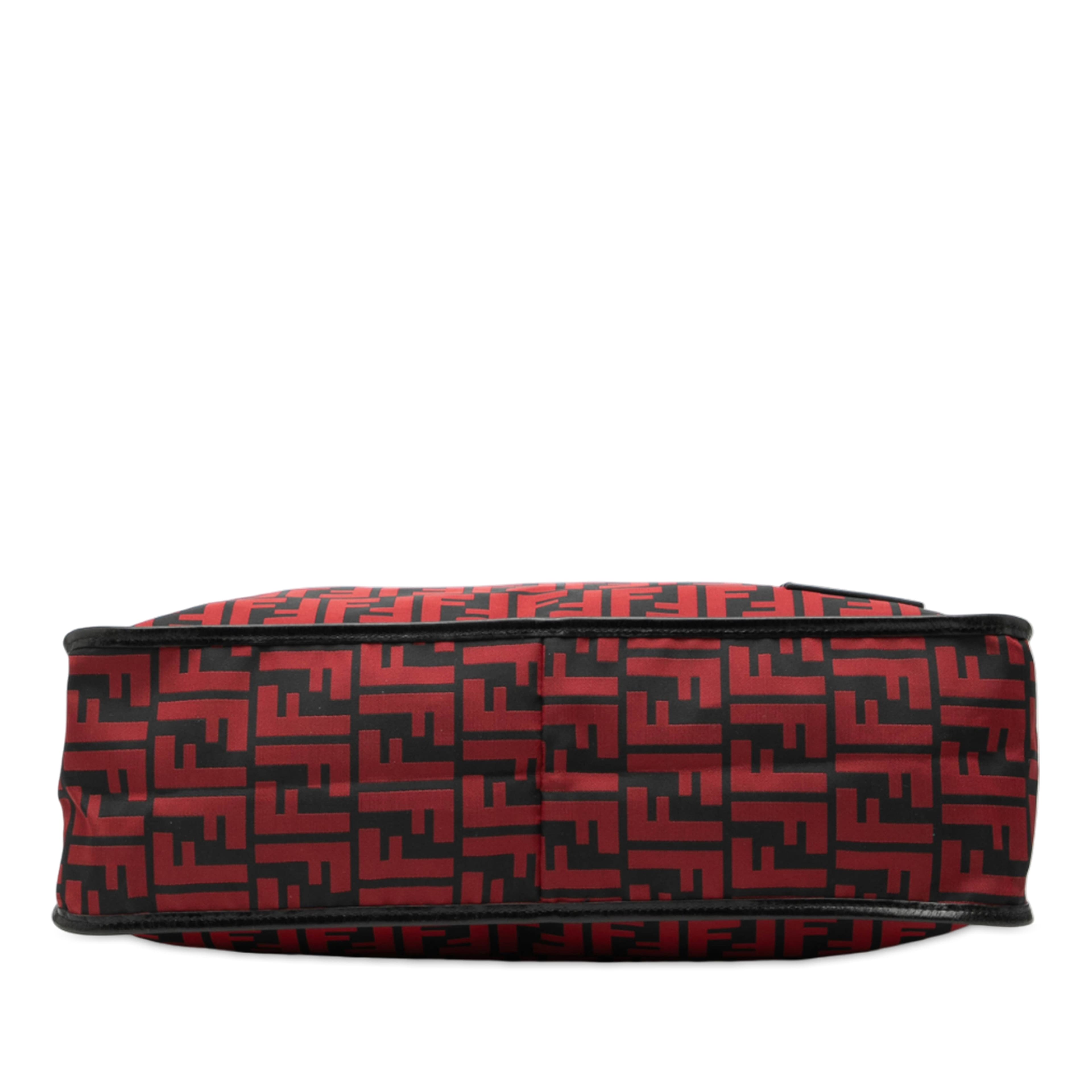 Fendi Zucca Nylon Crossbody, från Luxclusif, i färgen red. Klicka för att öppna bilden i stort format