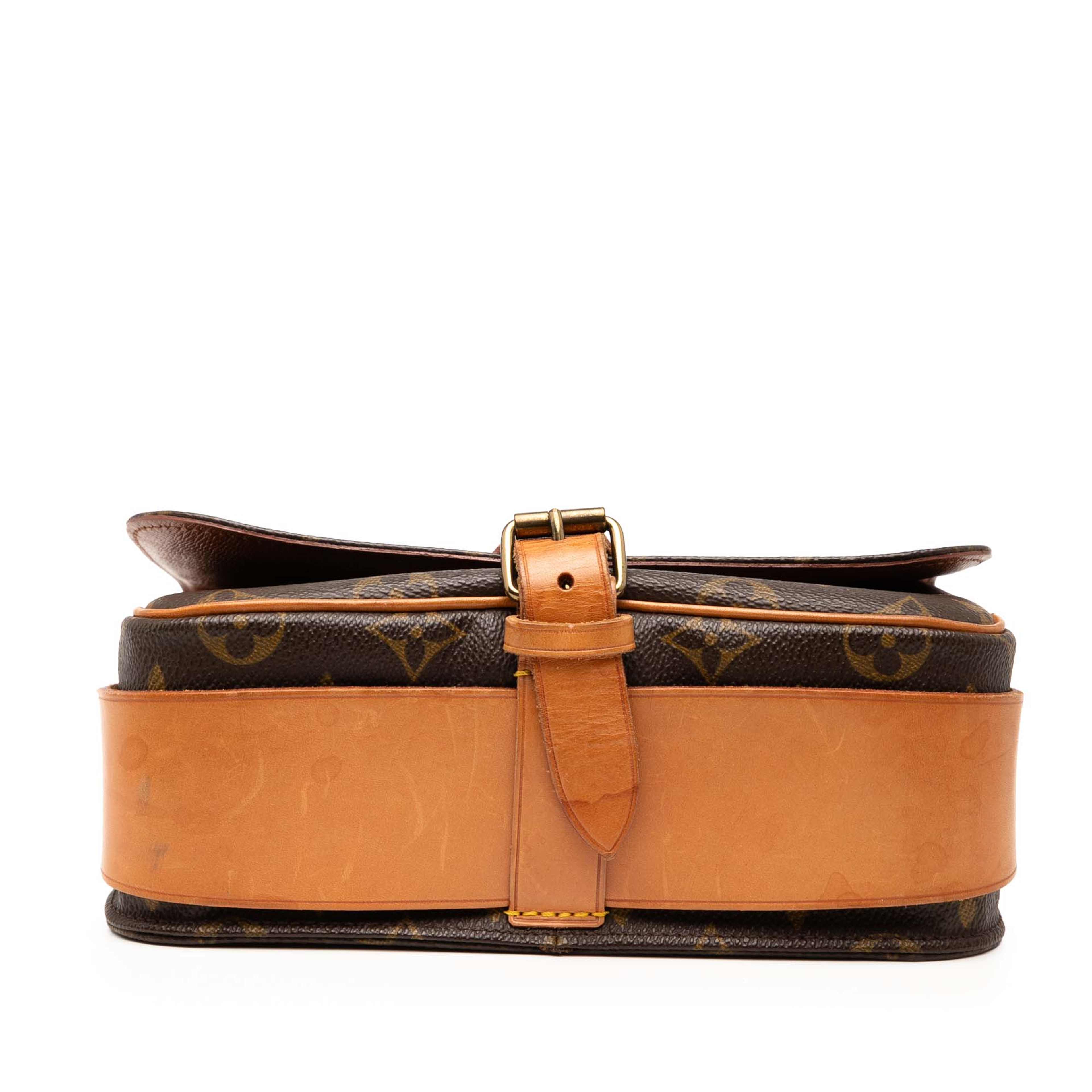 Louis Vuitton Monogram Cartouchiere Mm, från Luxclusif, i färgen brown. Klicka för att öppna bilden i stort format