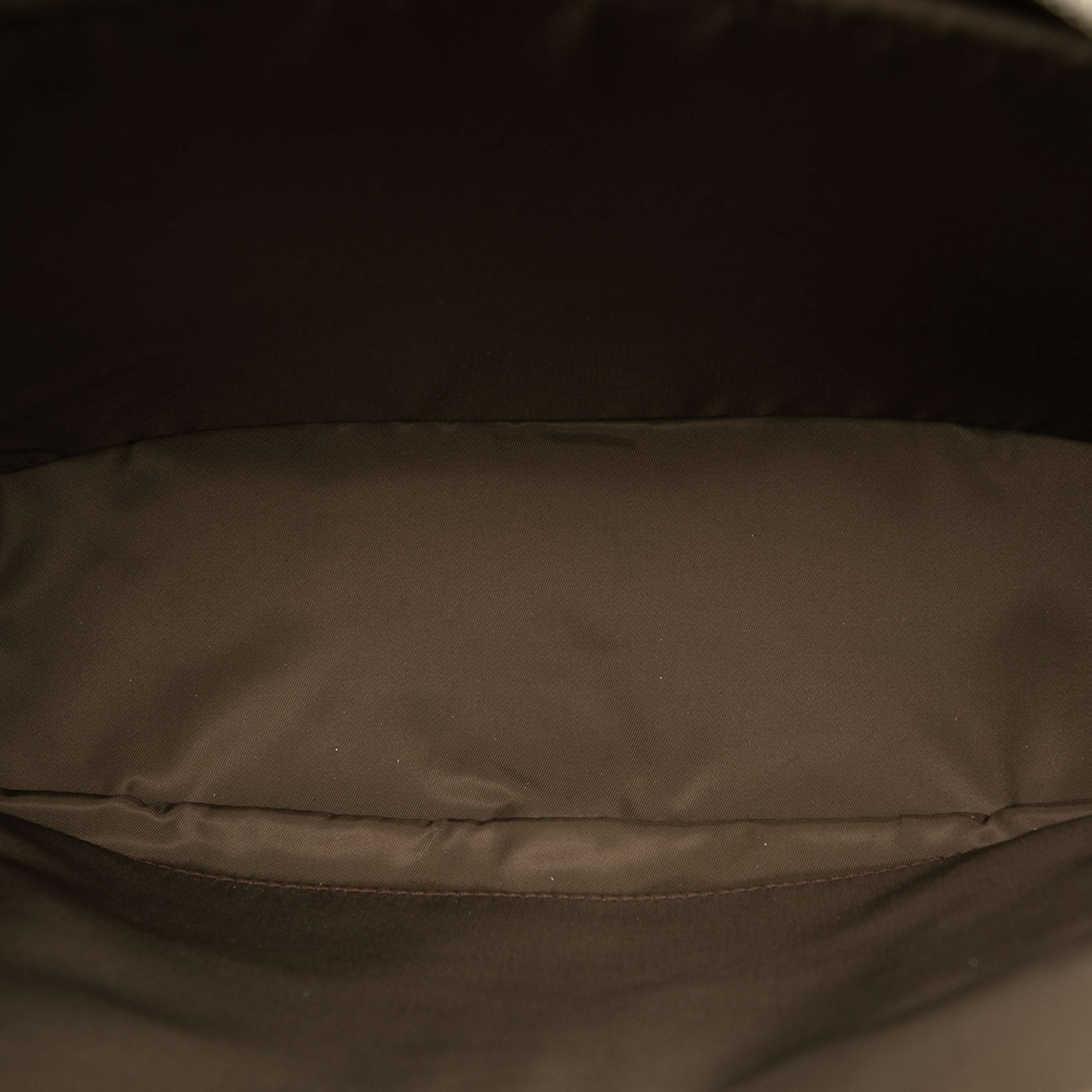 Louis Vuitton Damier Geant Neo Bongo, från Luxclusif, i färgen black. Klicka för att öppna bilden i stort format