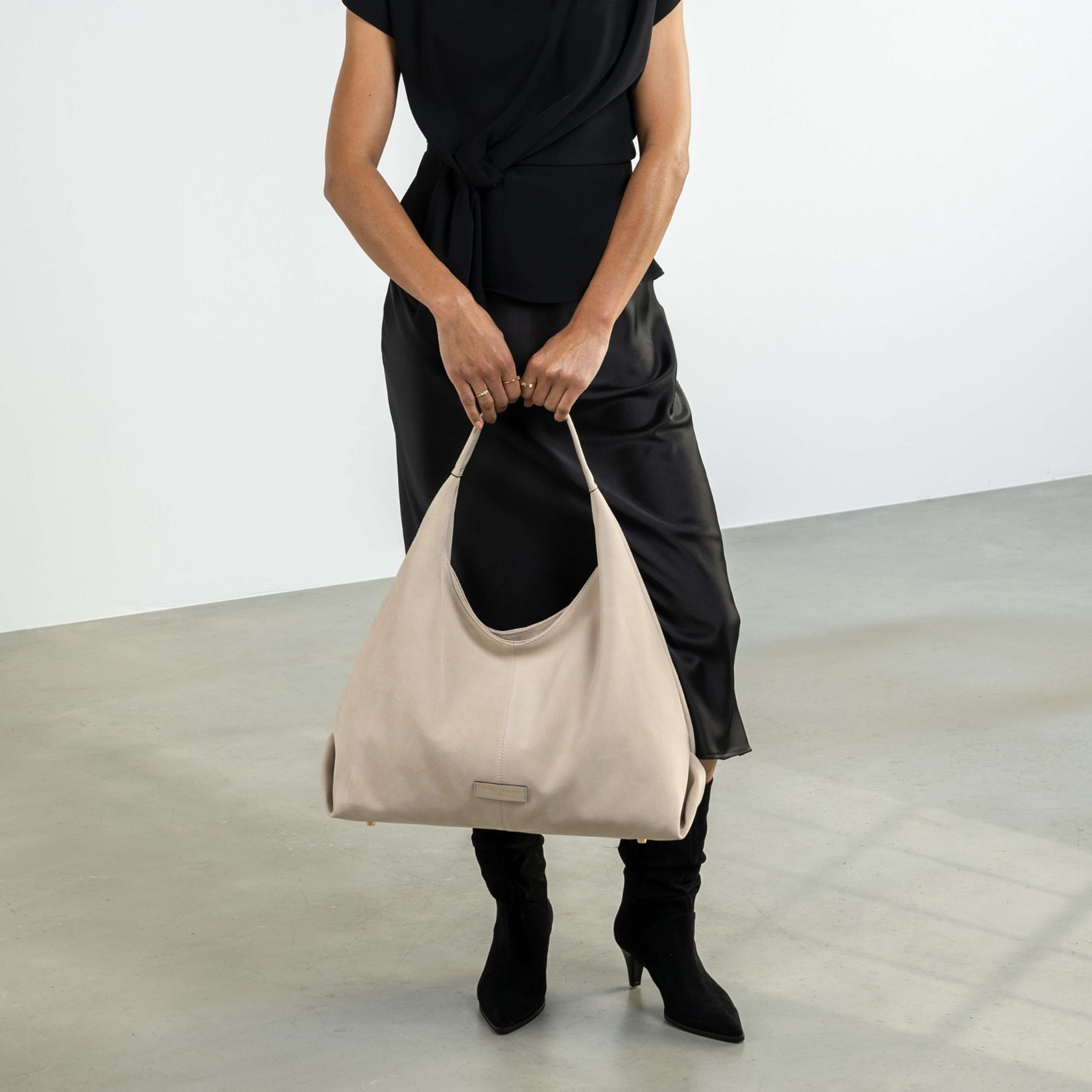 Isabel Bernard Shoulder Bag