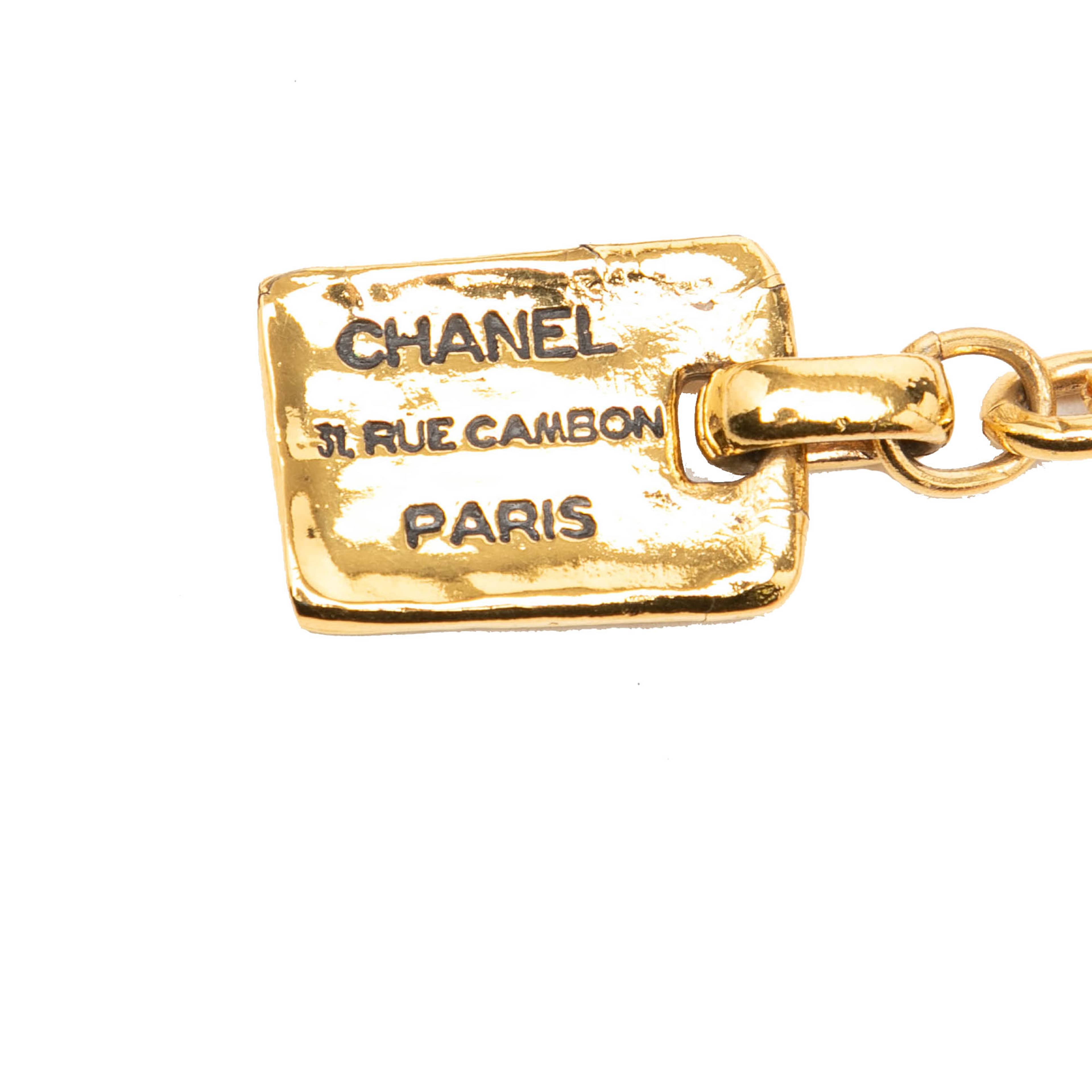 Chanel Cc Gold Plated 31 Rue Cambon Medallion Chain Belt, från Luxclusif, i färgen guld. Klicka för att öppna bilden i stort format