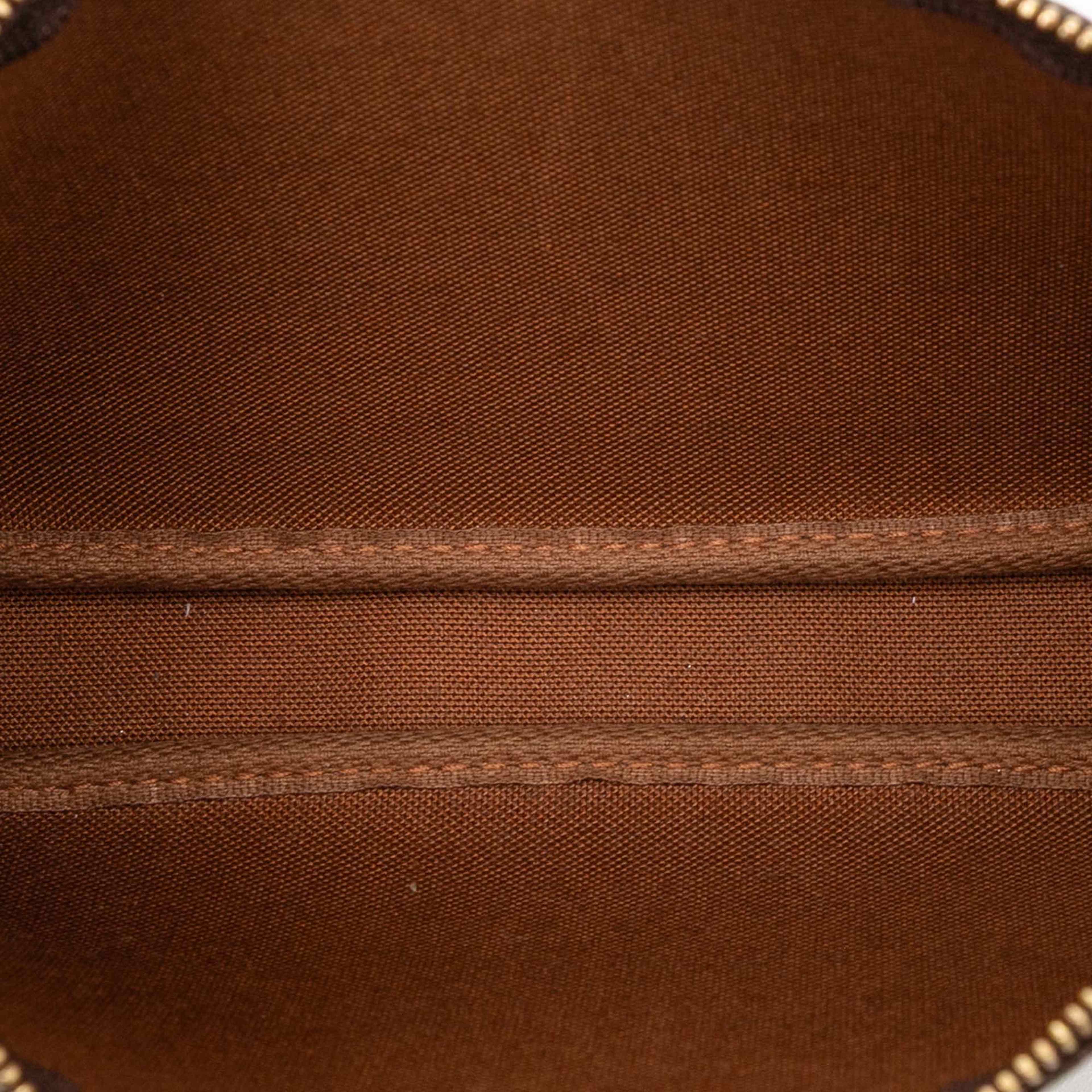 Louis Vuitton Monogram Pochette Accessoires, från Luxclusif, i färgen brown. Klicka för att öppna bilden i stort format