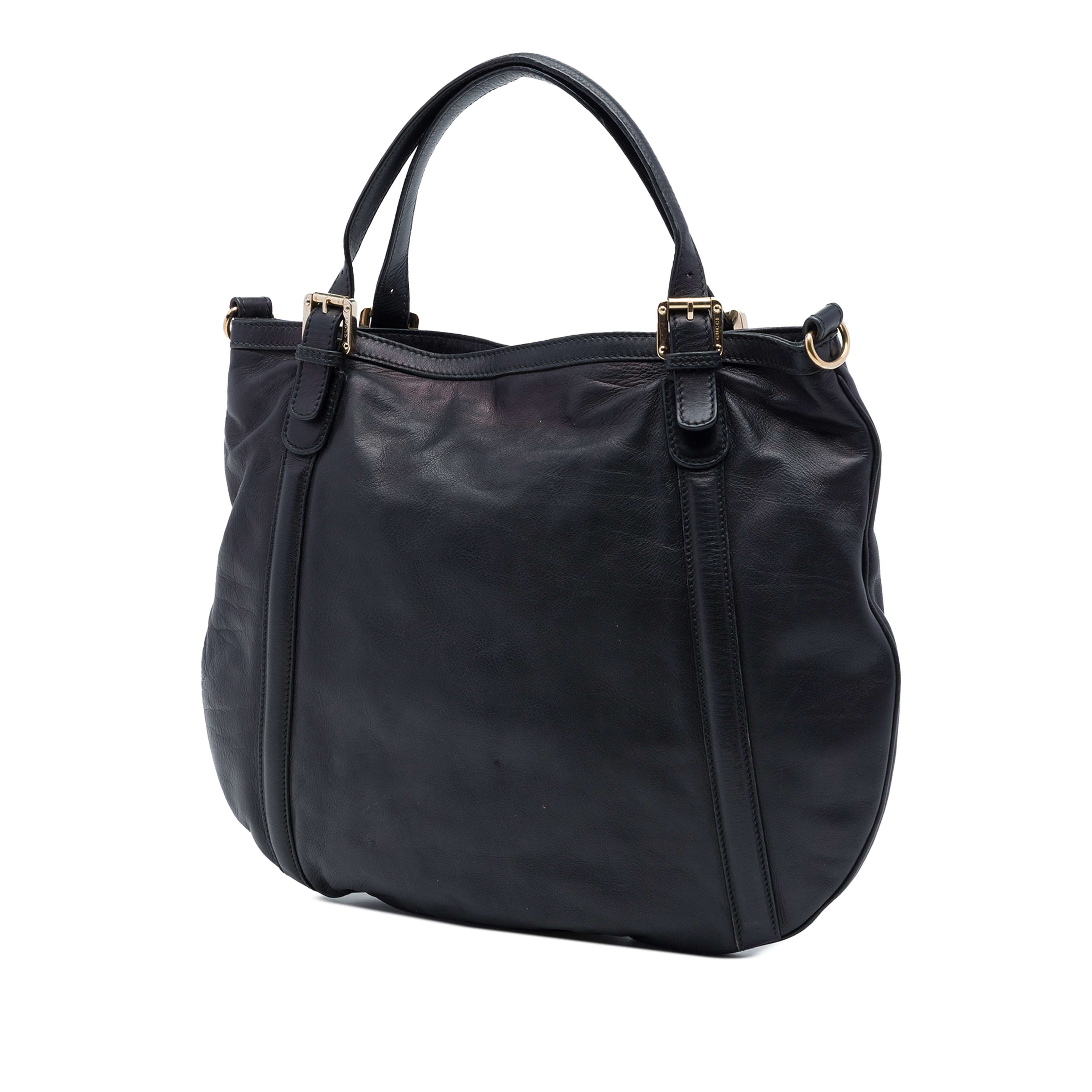 Gucci Medium Calfskin Britt Satchel, från Luxclusif, i färgen svart. Klicka för att öppna bilden i stort format