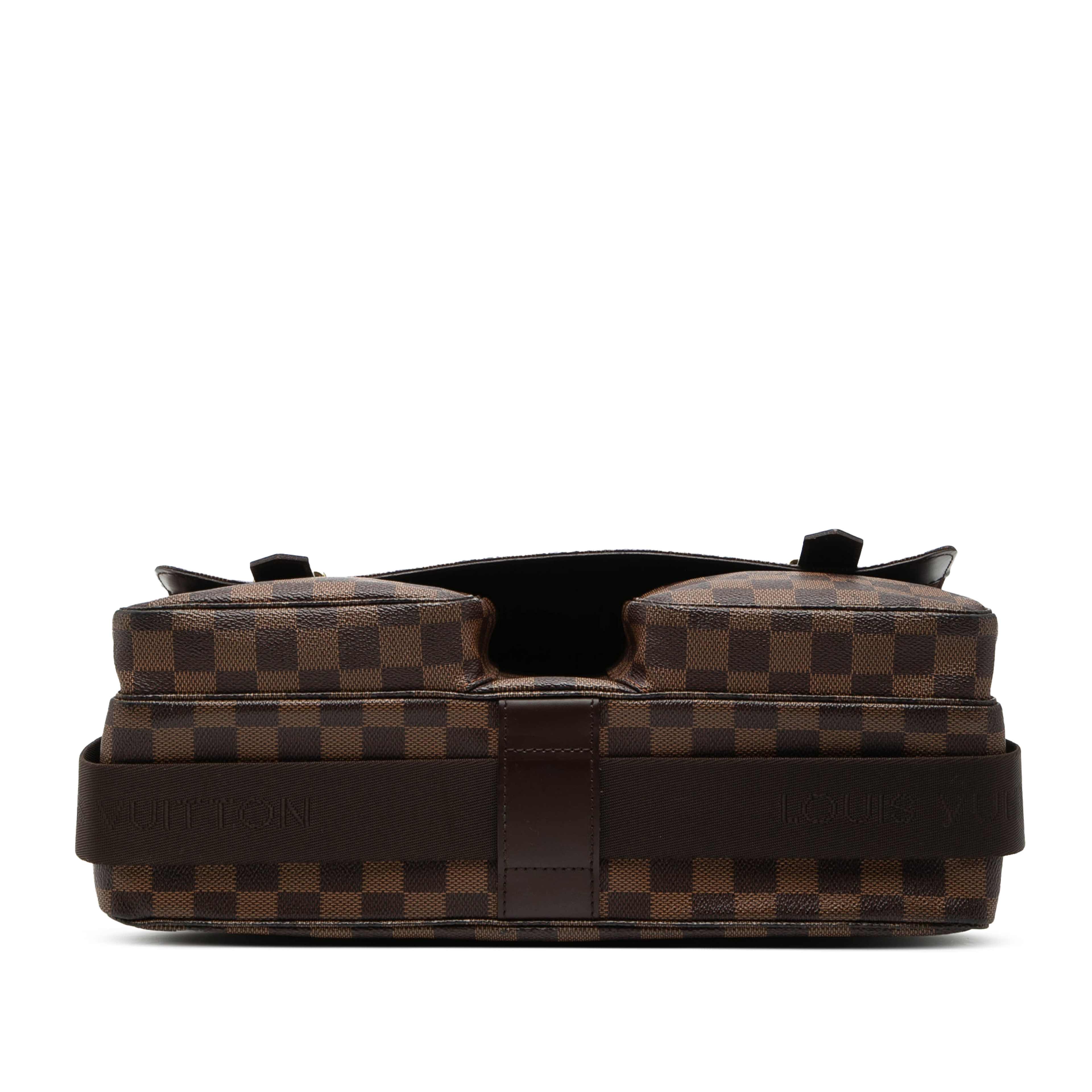 Louis Vuitton Damier Ebene Broadway, från Luxclusif, i färgen brun. Klicka för att öppna bilden i stort format