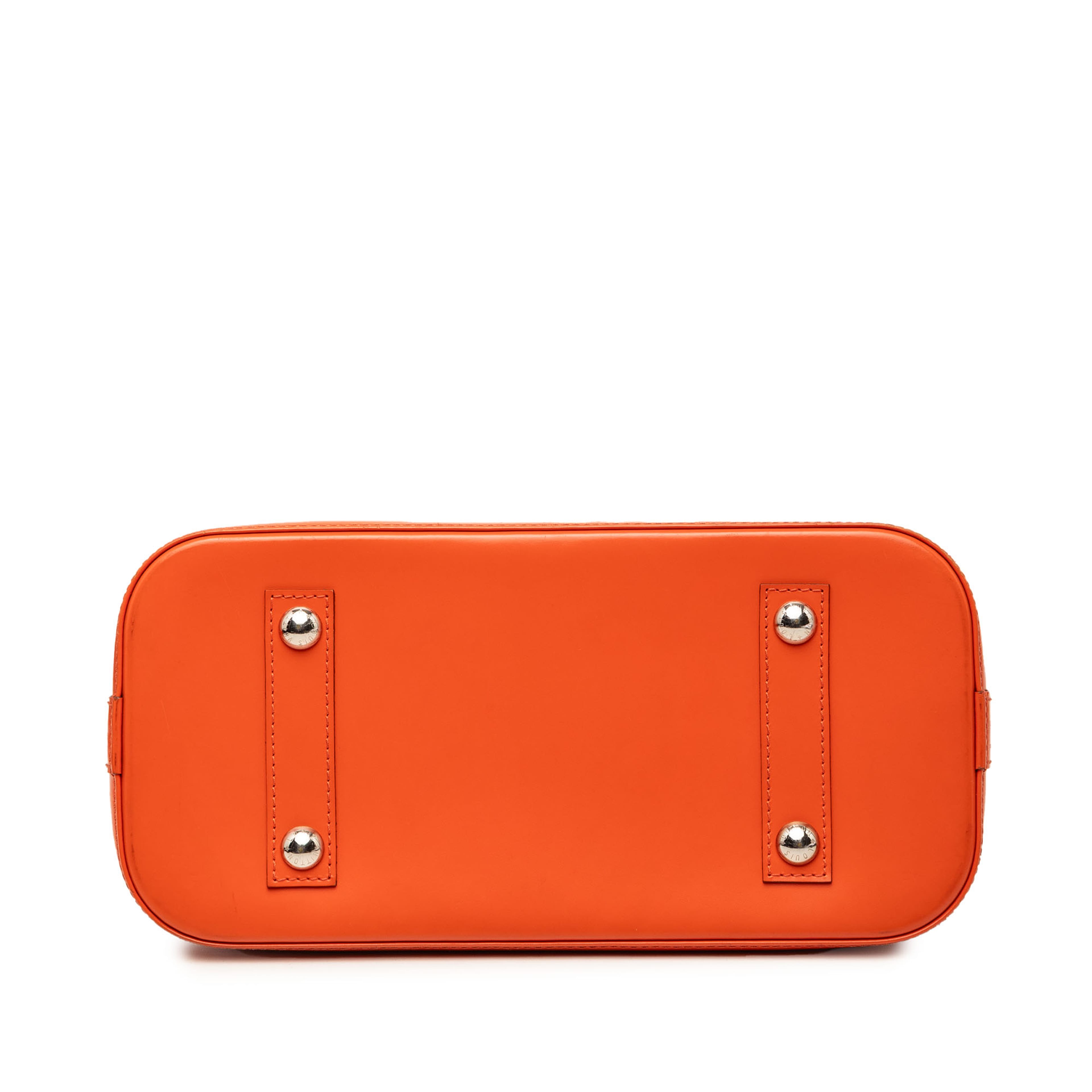 Louis Vuitton Epi Alma Pm, från Luxclusif, i färgen orange. Klicka för att öppna bilden i stort format