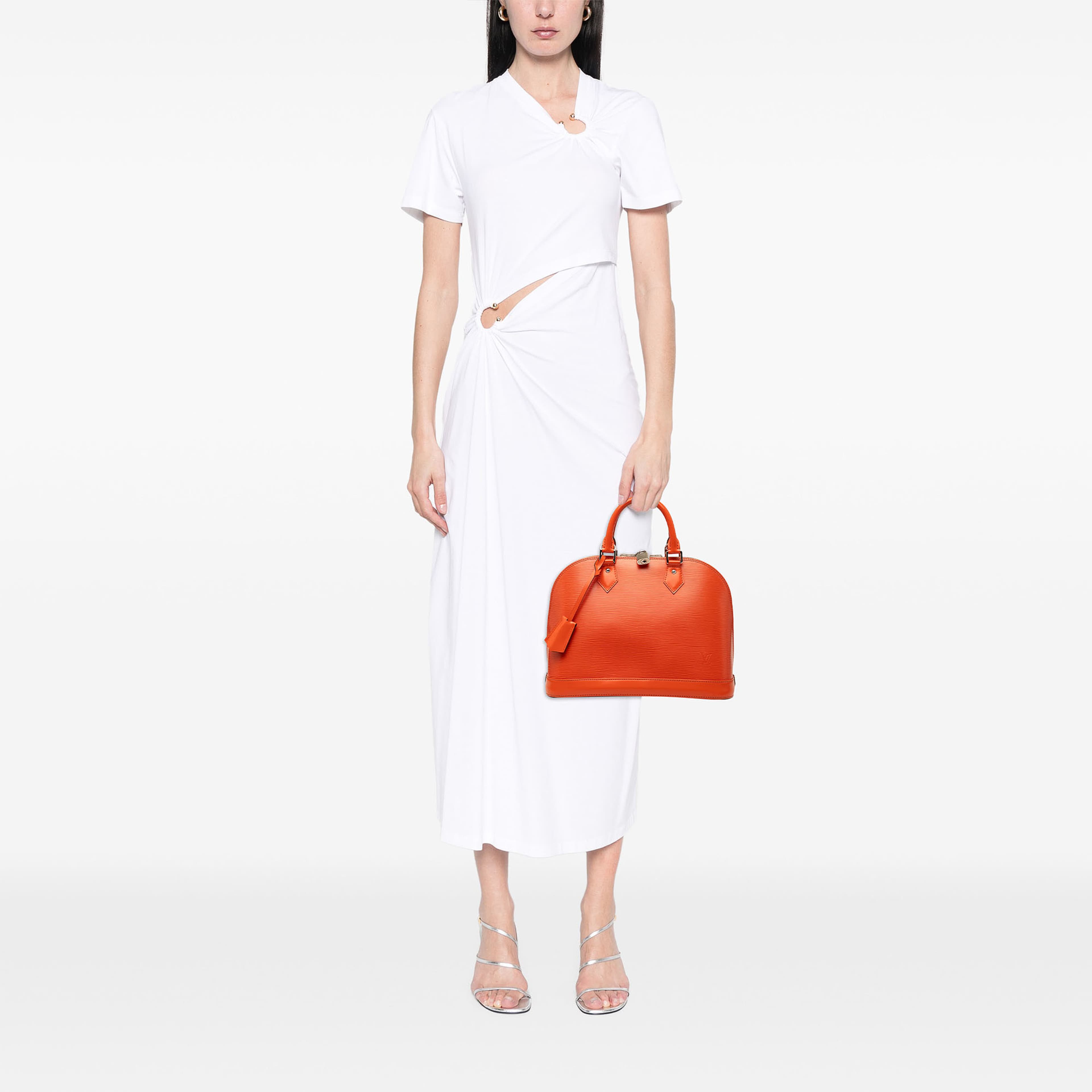 Louis Vuitton Epi Alma Pm, från Luxclusif, i färgen orange. Klicka för att öppna bilden i stort format