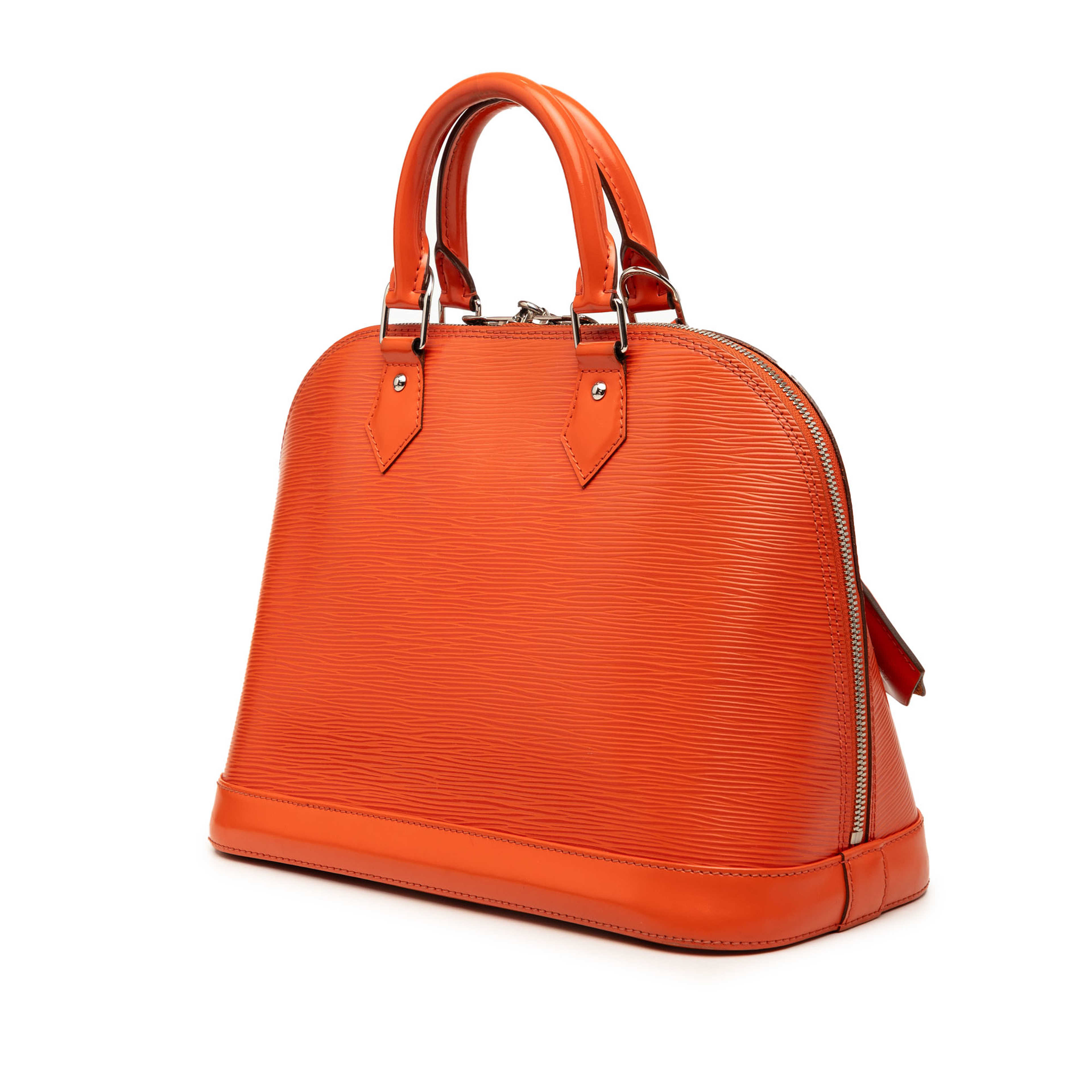 Louis Vuitton Epi Alma Pm, från Luxclusif, i färgen orange. Klicka för att öppna bilden i stort format