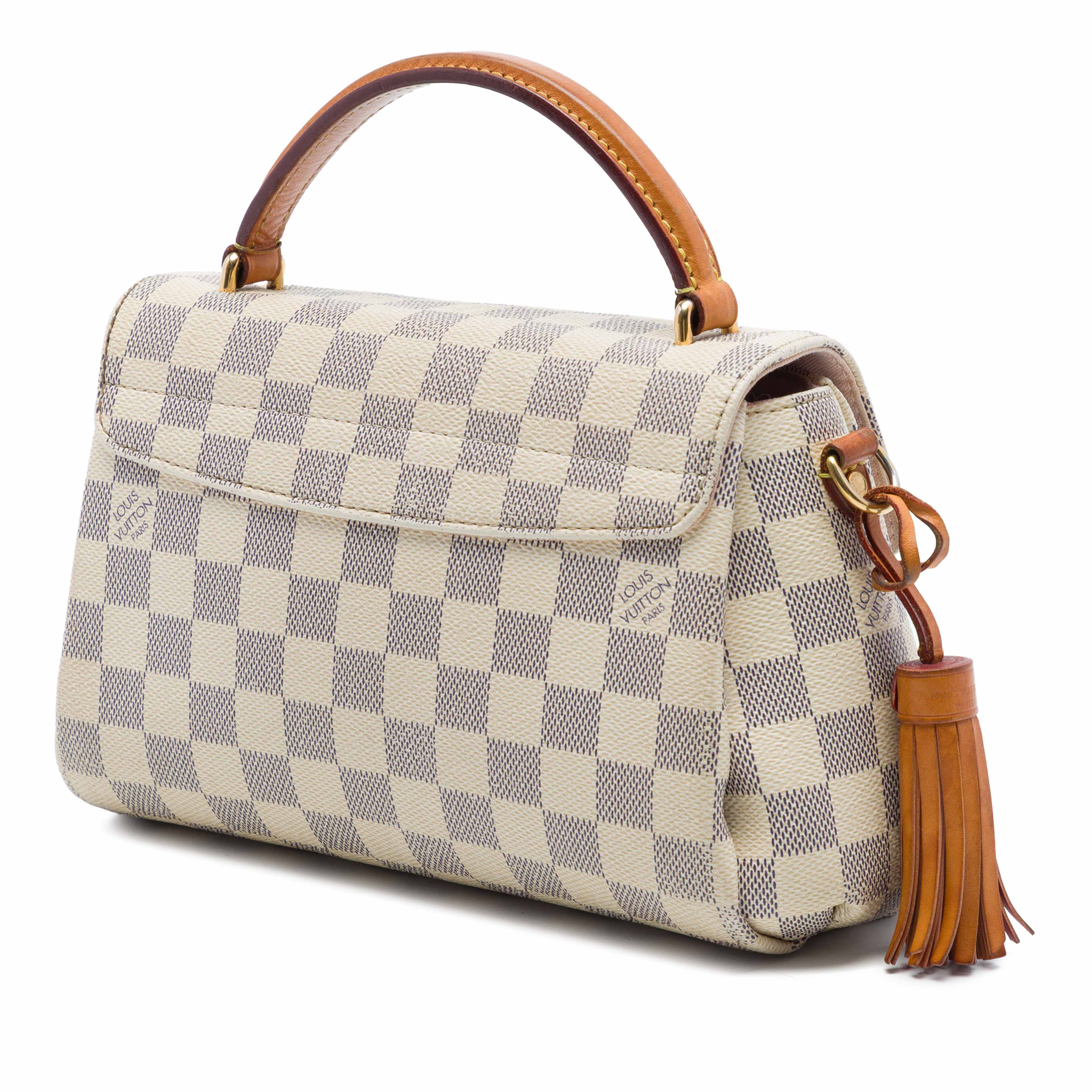 Louis Vuitton Damier Azur Croisette, från Luxclusif, i färgen vit. Klicka för att öppna bilden i stort format
