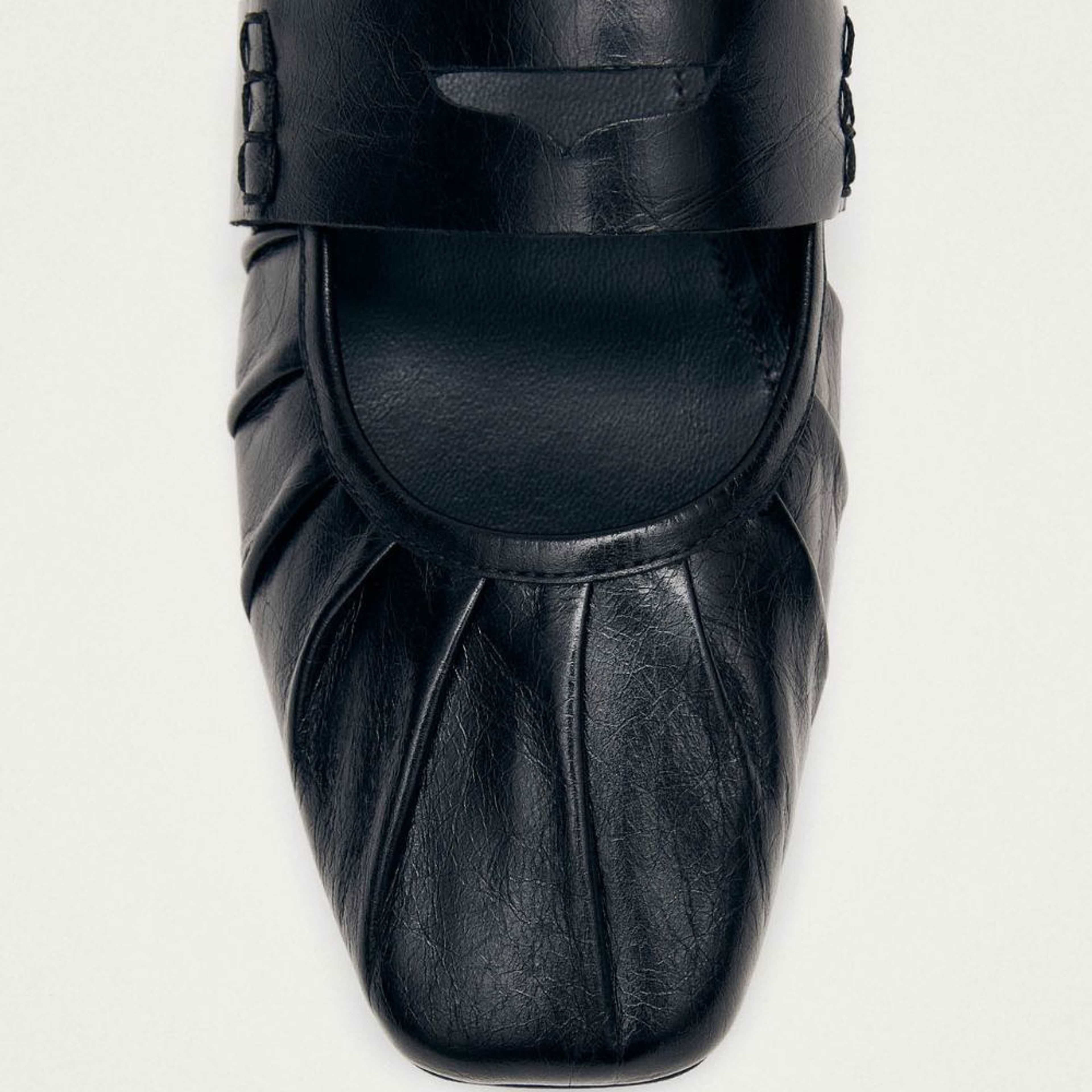 Bargo Black Leather Ballet Flats