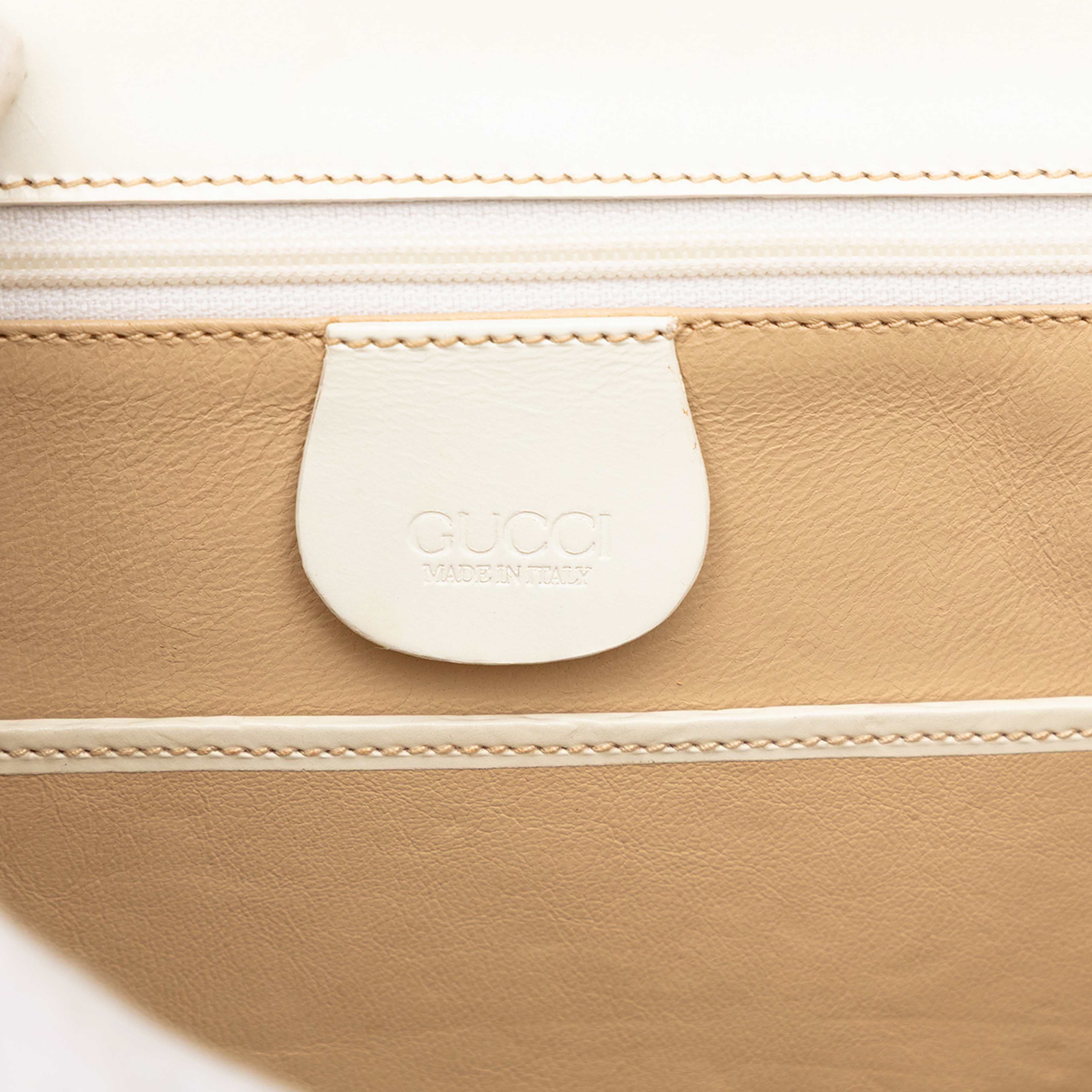 Gucci Calfskin Bamboo Night, från Luxclusif, i färgen white. Klicka för att öppna bilden i stort format