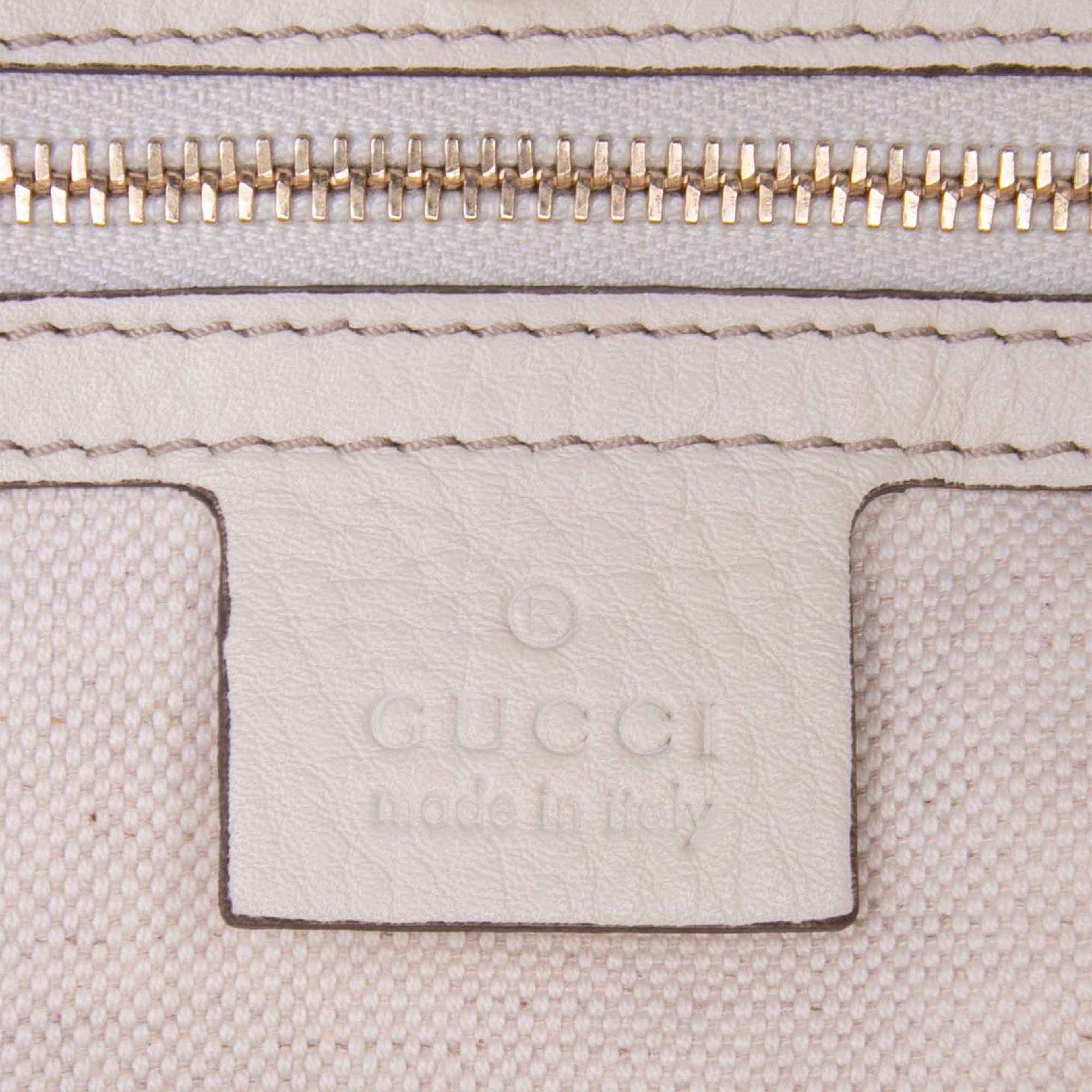 Gucci Medium Leather Bella Tote, från Luxclusif, i färgen ivory. Klicka för att öppna bilden i stort format