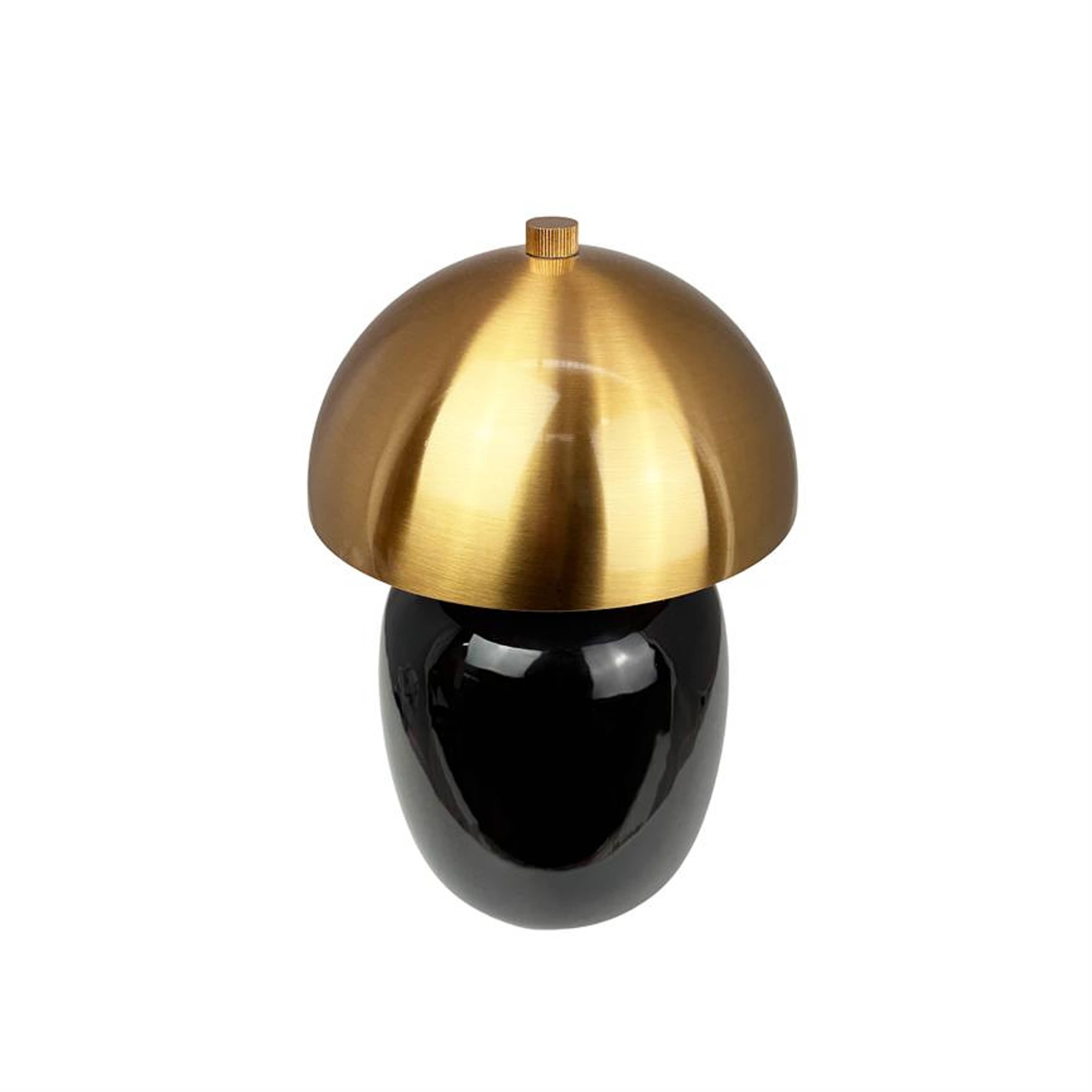 Manhattan Led Rechargeable Table Lamp, från Dyberg Larsen, i färgen black/ brass. Klicka för att öppna bilden i stort format
