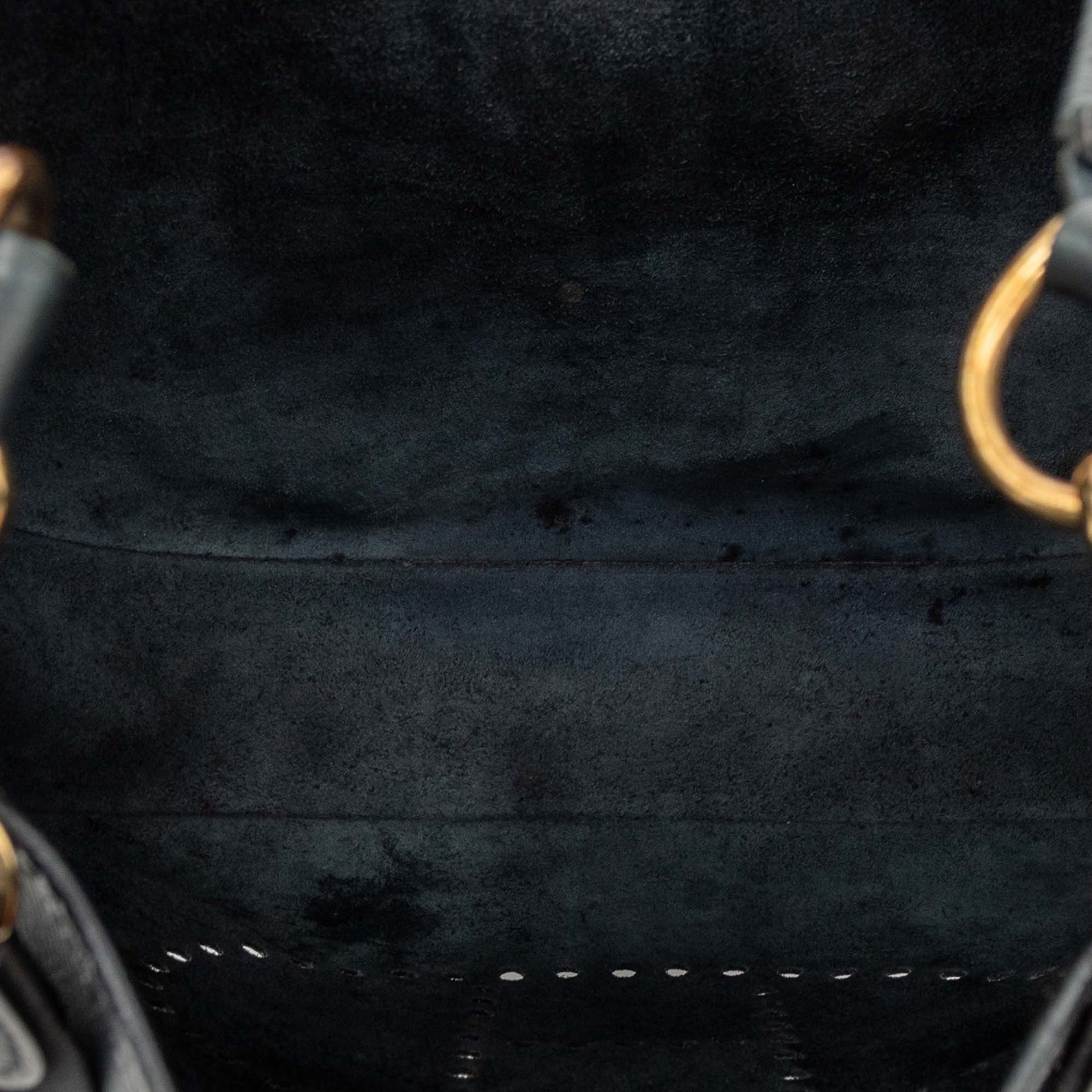 Hermès Epsom Evelyne Gm, från Luxclusif, i färgen black. Klicka för att öppna bilden i stort format