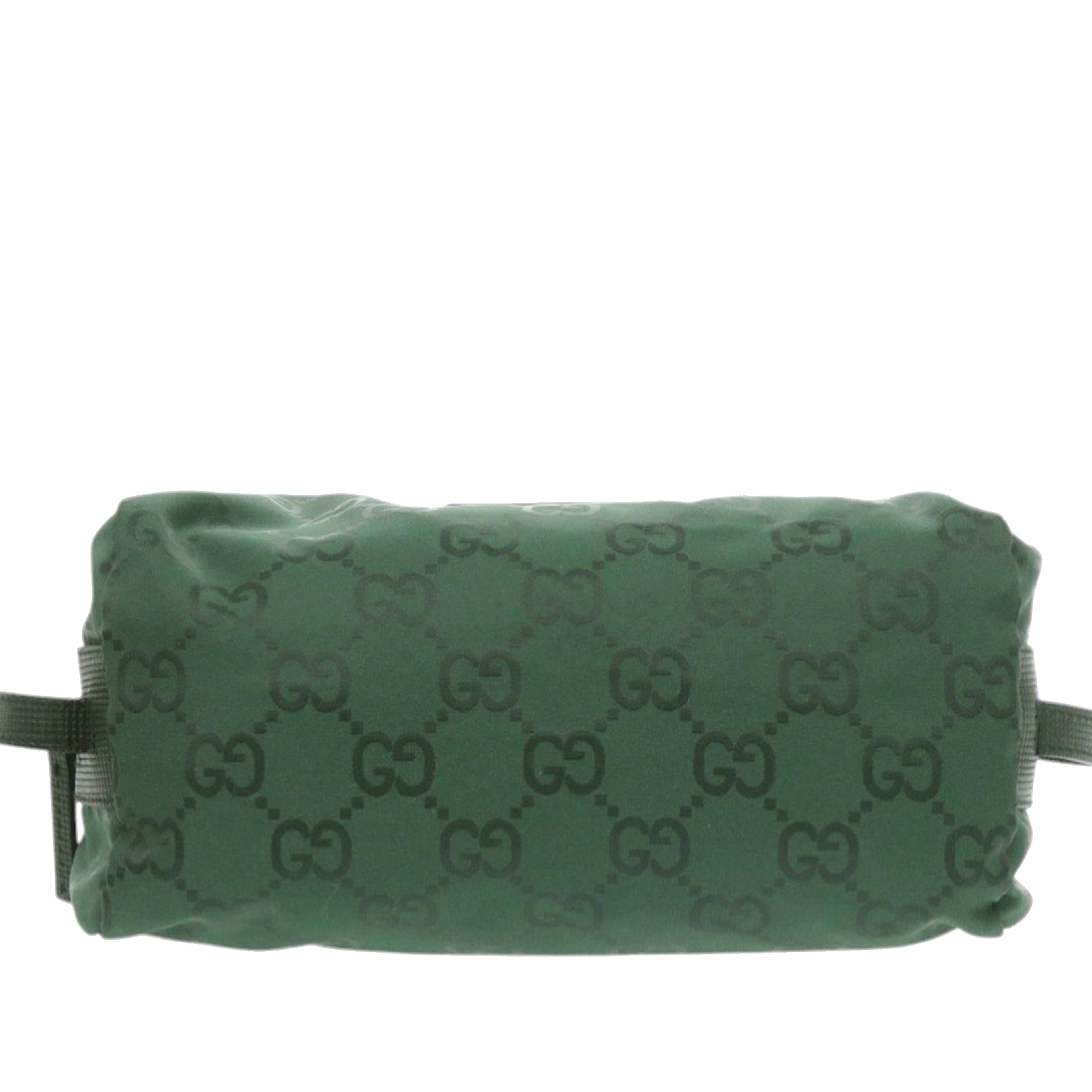 Gucci Gg Nylon Cosmetic Pouch, från Luxclusif, i färgen green. Klicka för att öppna bilden i stort format