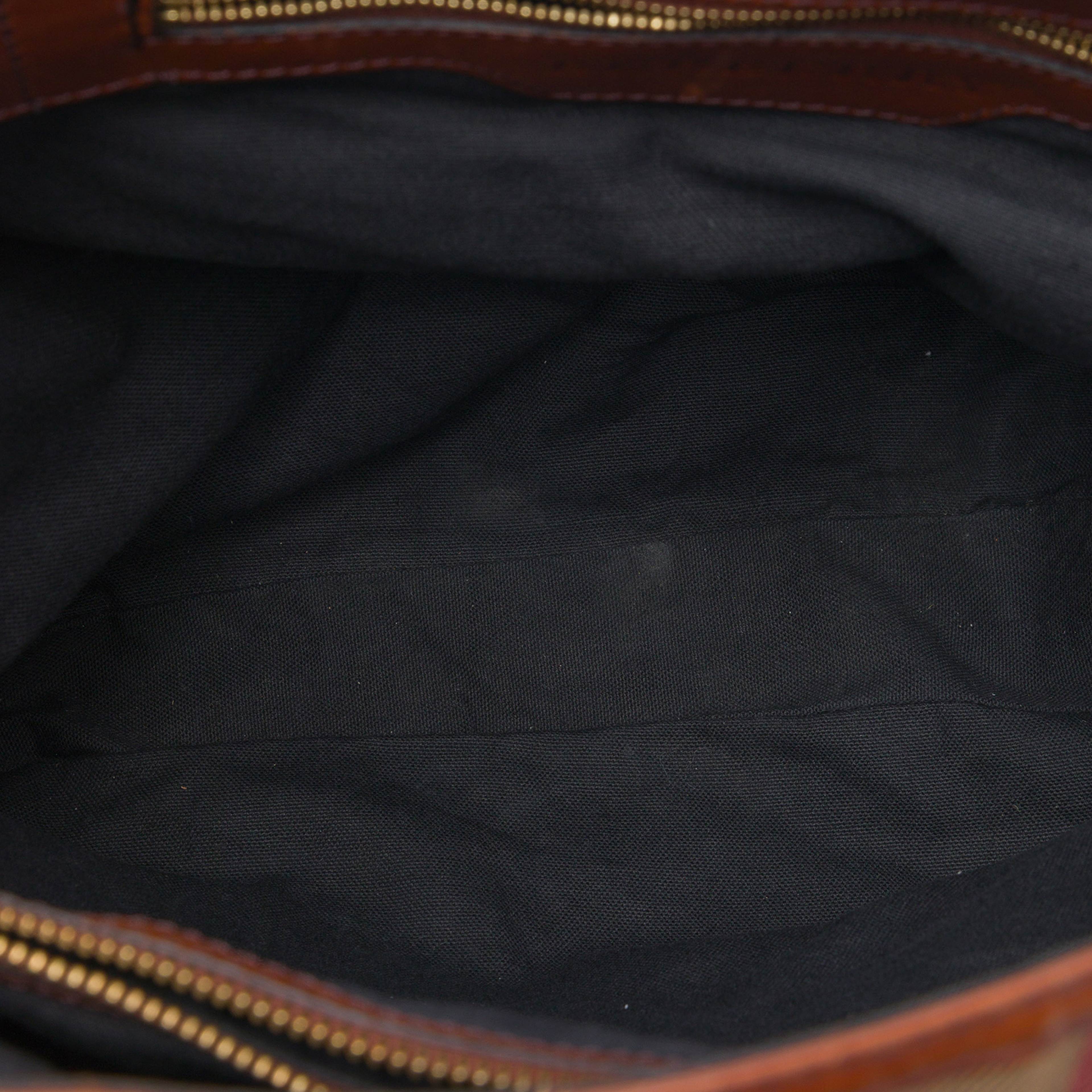 Burberry House Check Canvas Gosford Bridle Satchel, från Luxclusif, i färgen beige. Klicka för att öppna bilden i stort format