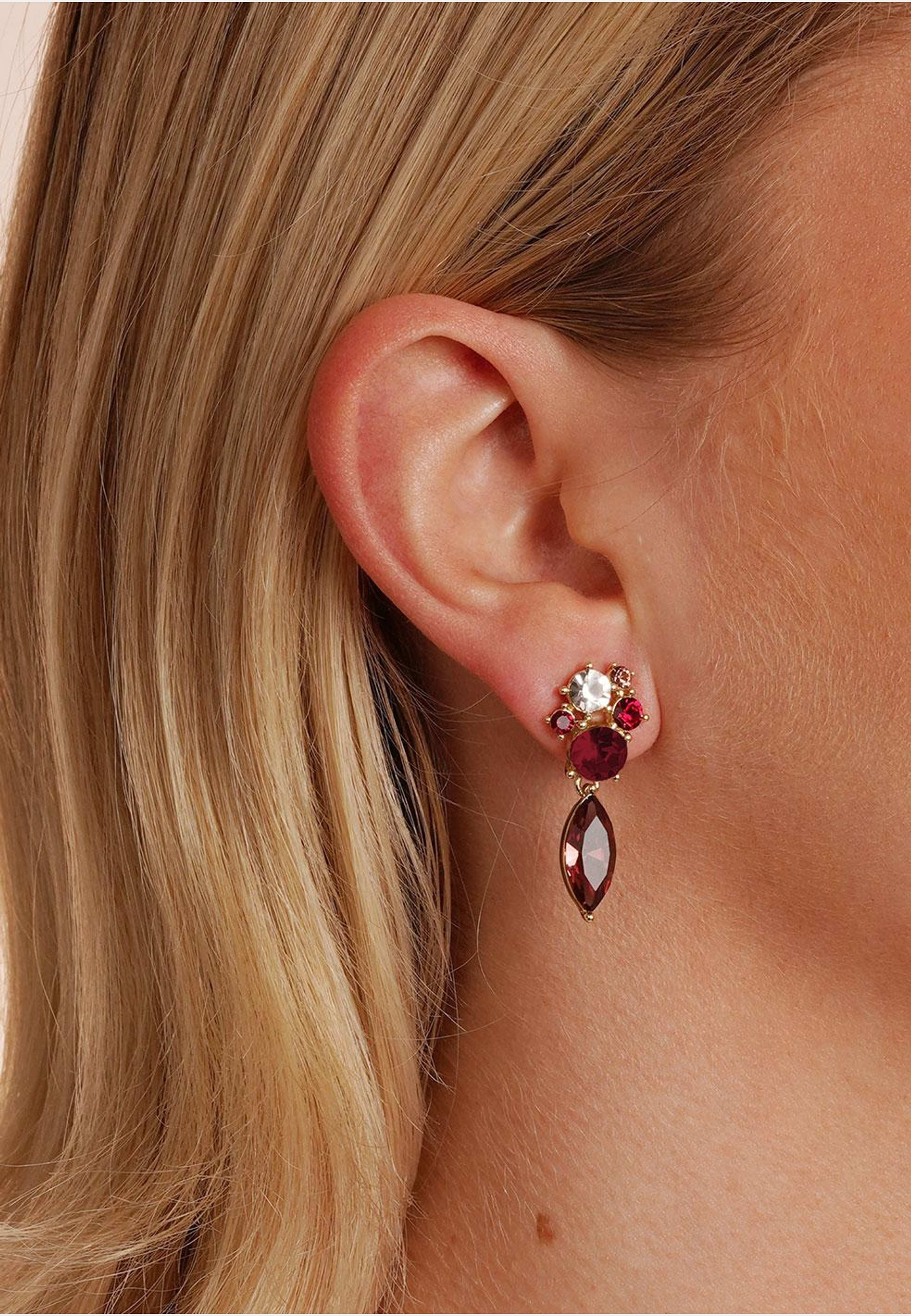 Noctelle Pendant Ear, från SNÖ of Sweden, i färgen g/mix pink. Klicka för att öppna bilden i stort format