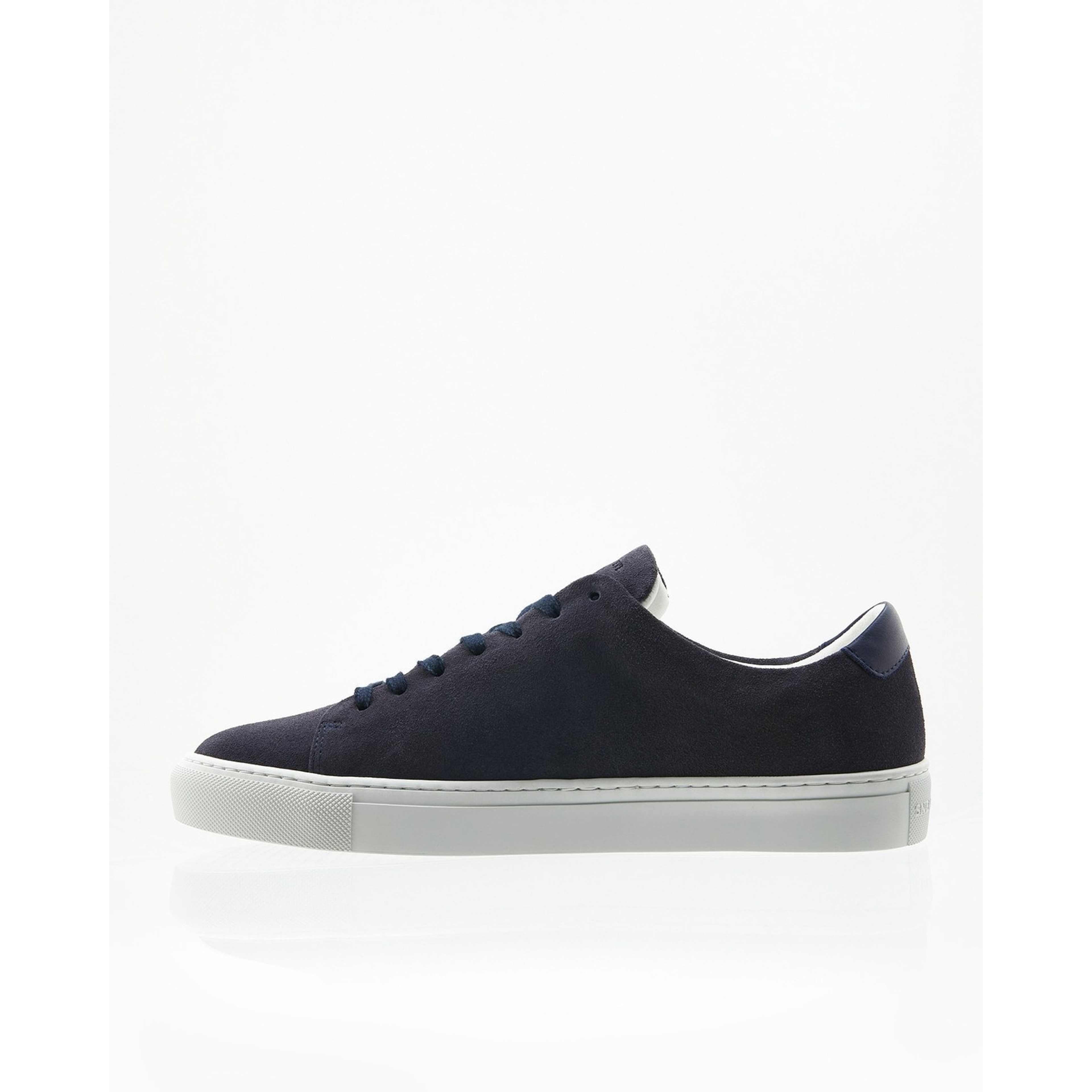 Moore Suede