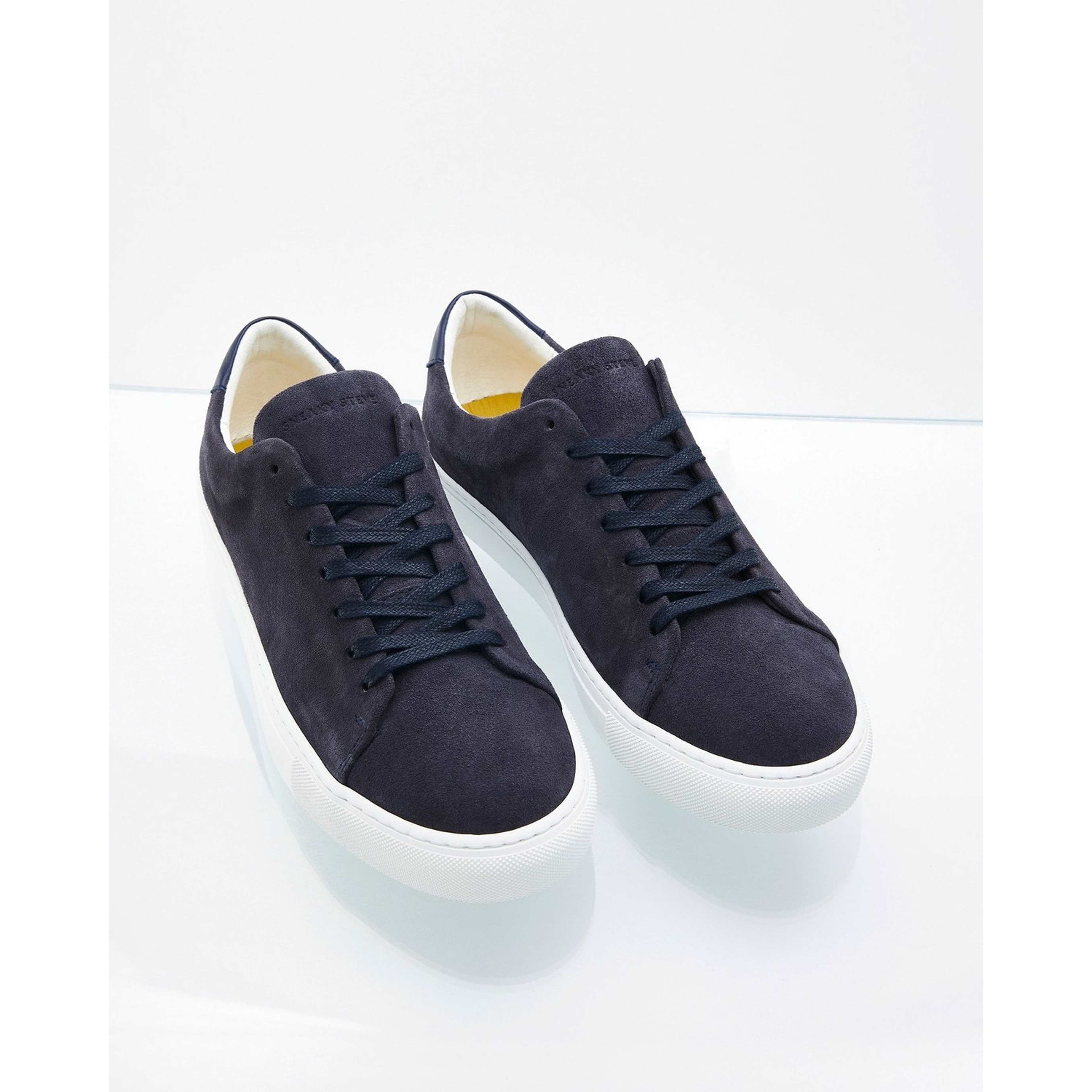 Moore Suede