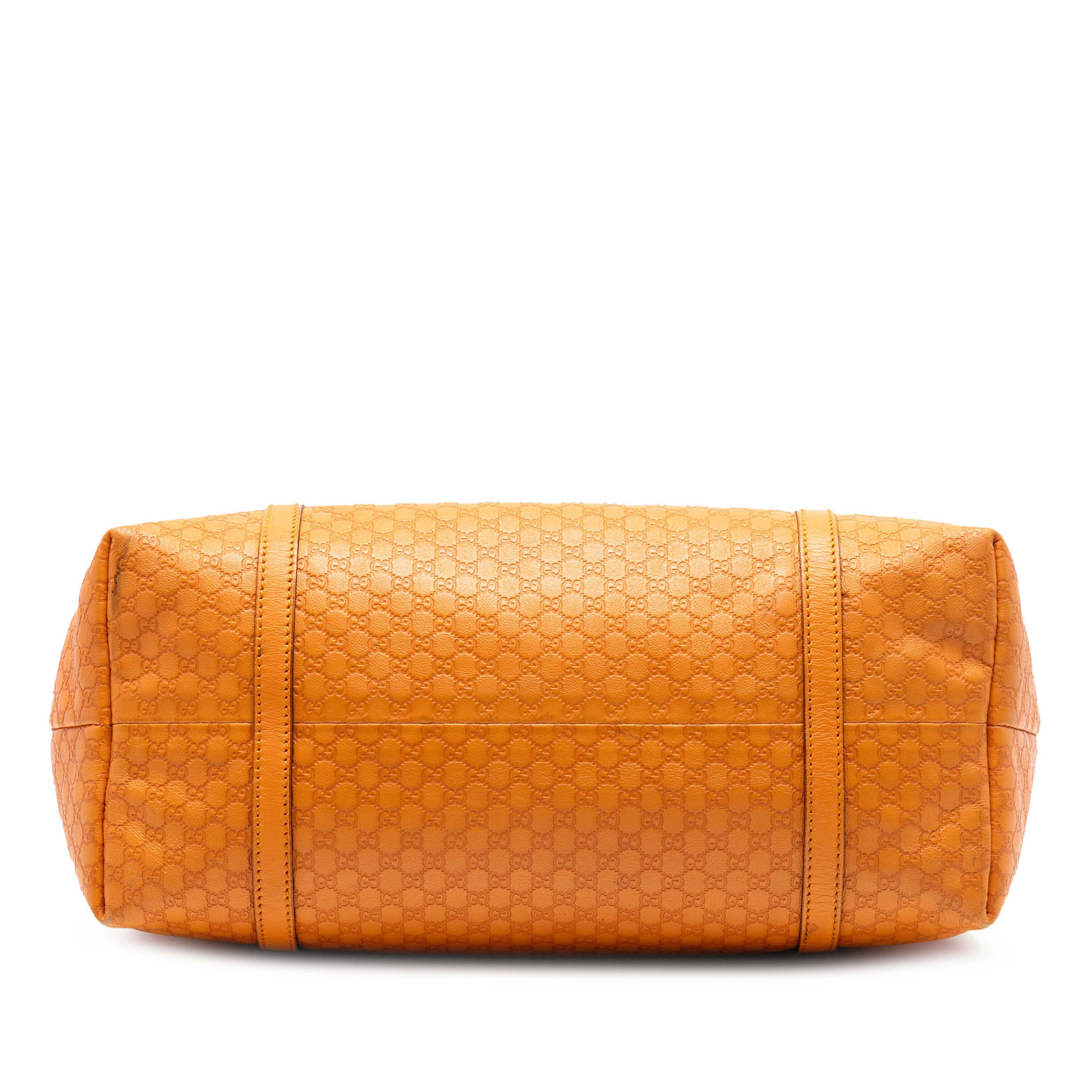 Gucci Microguccissima Nice Tote, från Luxclusif, i färgen orange. Klicka för att öppna bilden i stort format