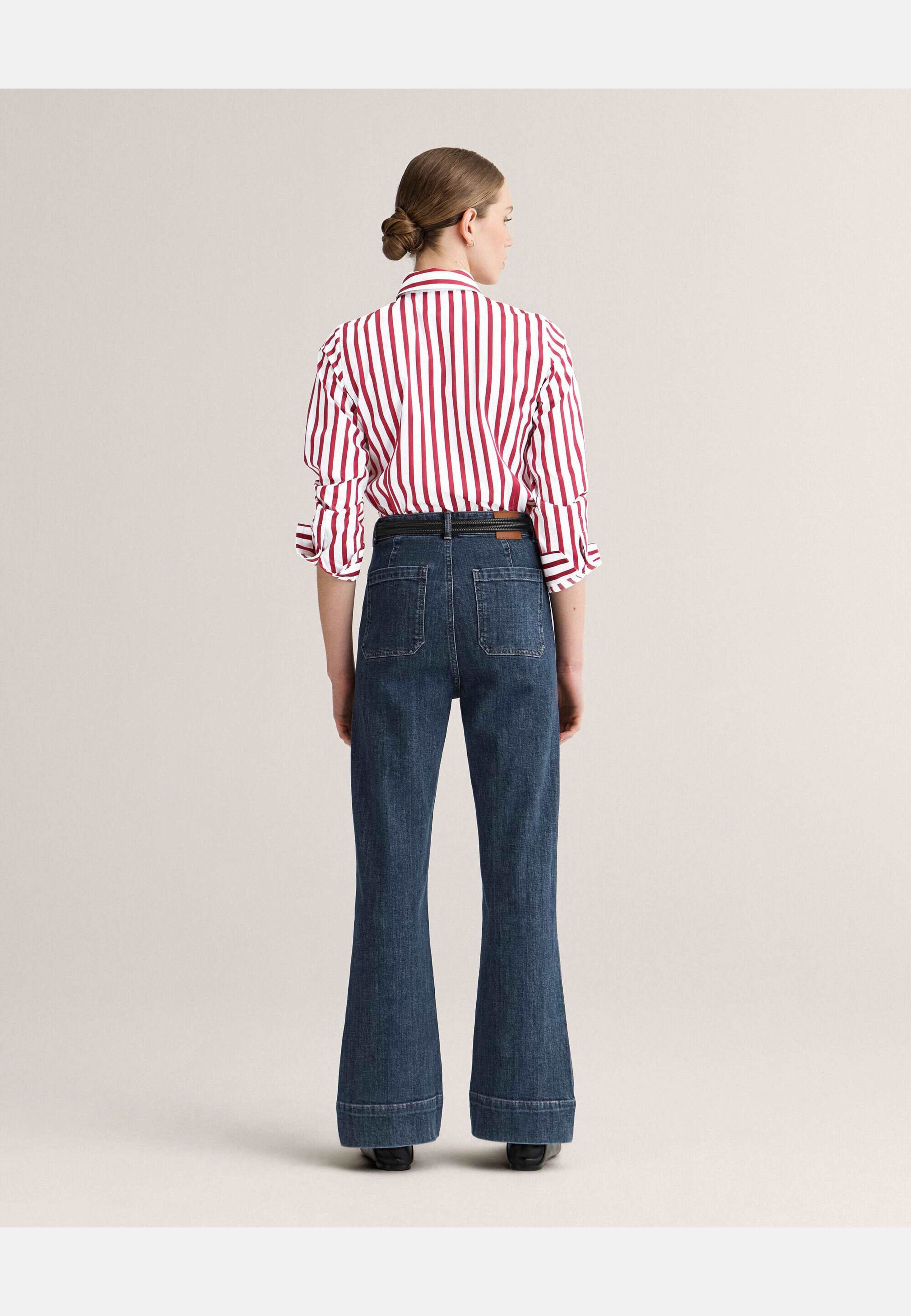 Carmela Denim, från Newhouse, i färgen mörkblå. Klicka för att öppna bilden i stort format