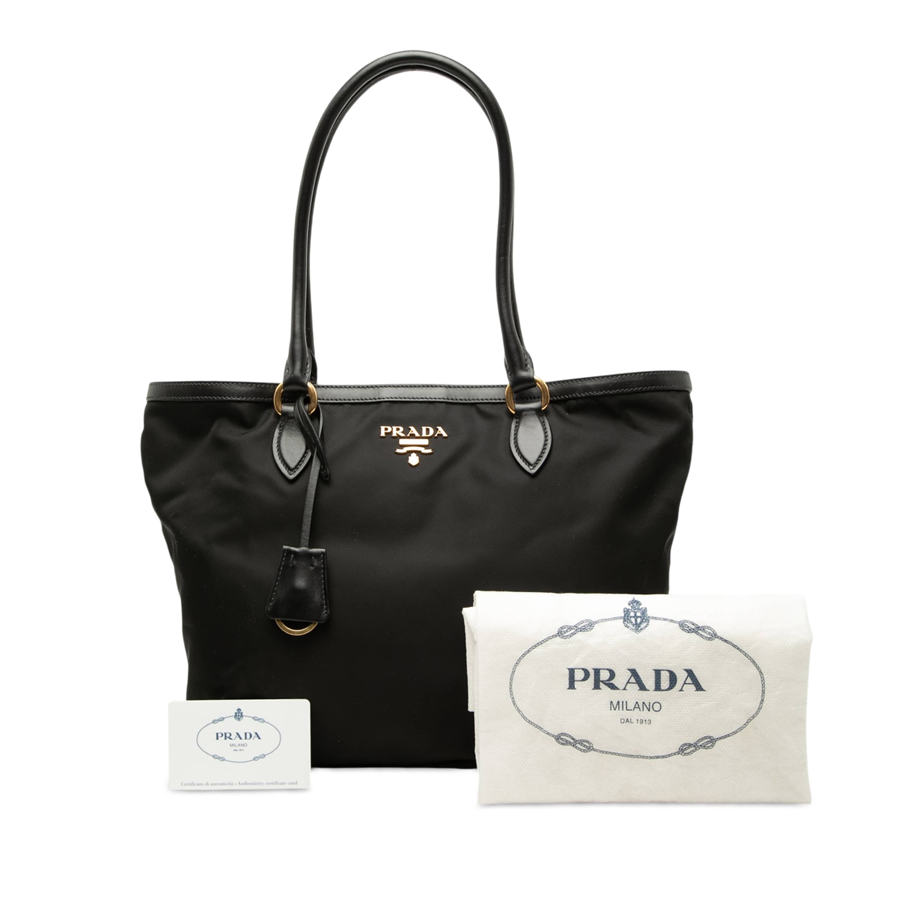 Prada Tessuto Tote, från Luxclusif, i färgen svart. Klicka för att öppna bilden i stort format