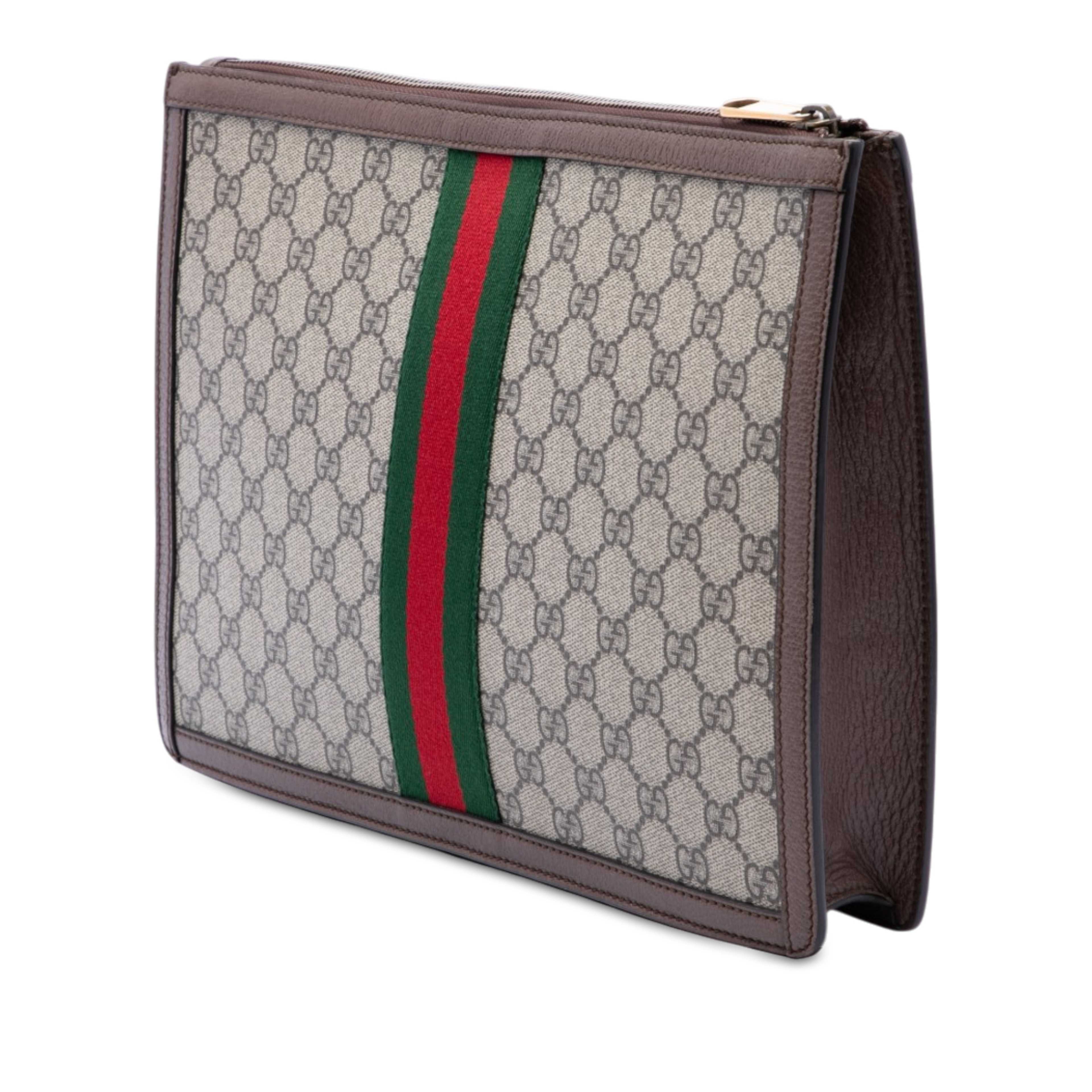 Gucci Gg Supreme Web Ophidia Clutch, från Luxclusif, i färgen beige. Klicka för att öppna bilden i stort format