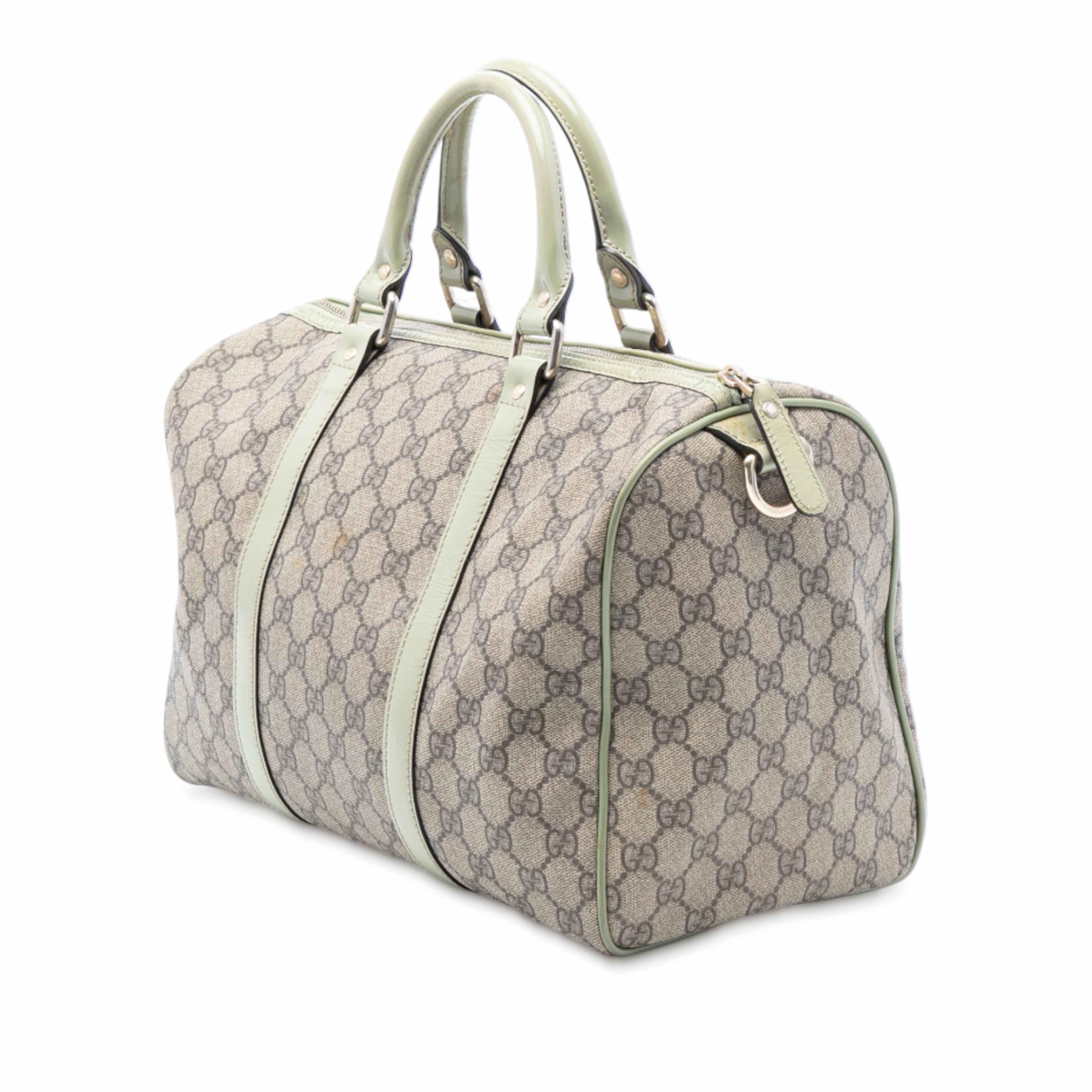 Gucci Medium Gg Supreme Joy Boston Bag, från Luxclusif, i färgen beige. Klicka för att öppna bilden i stort format