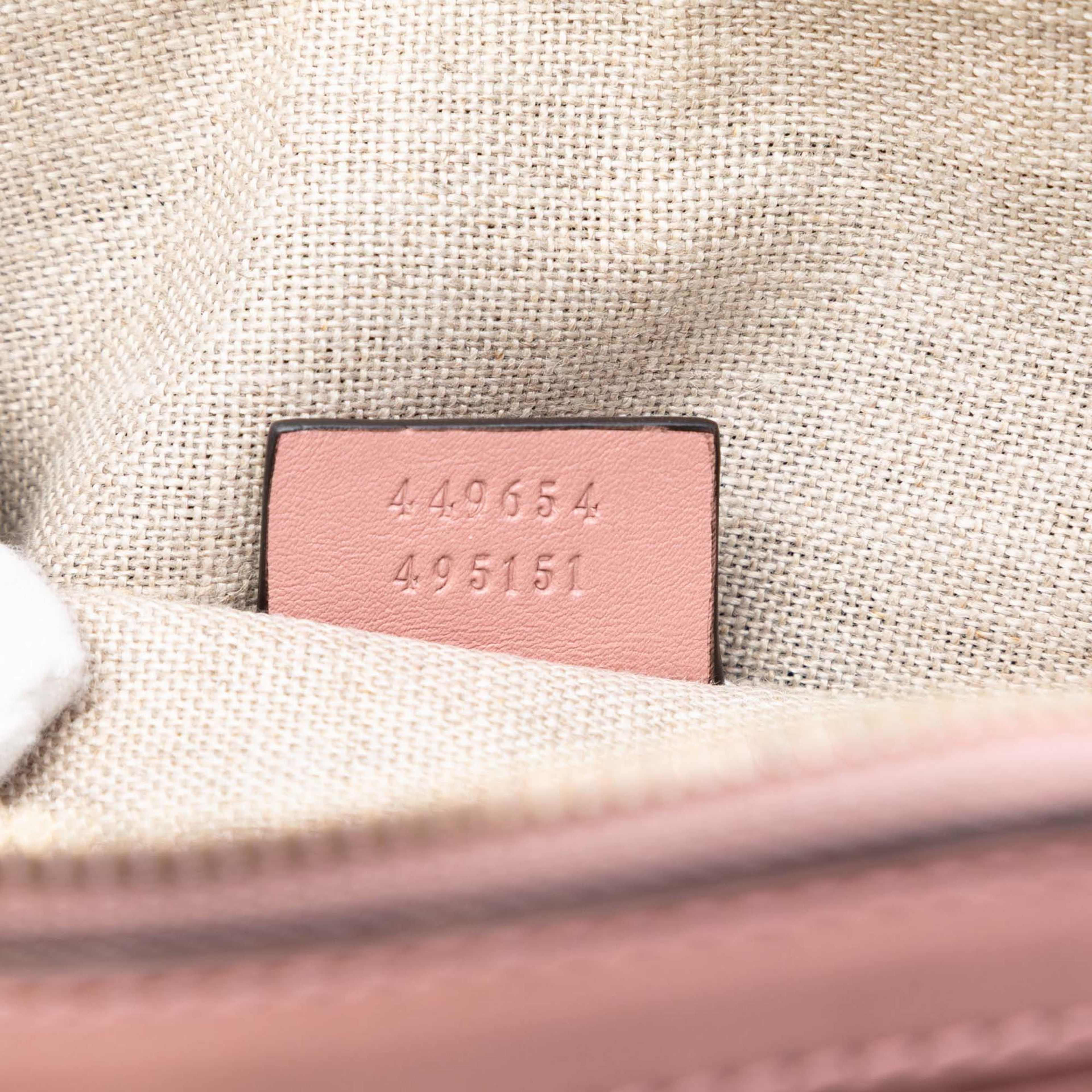 Gucci Mini Microguccissima Dome Satchel, från Luxclusif, i färgen pink. Klicka för att öppna bilden i stort format