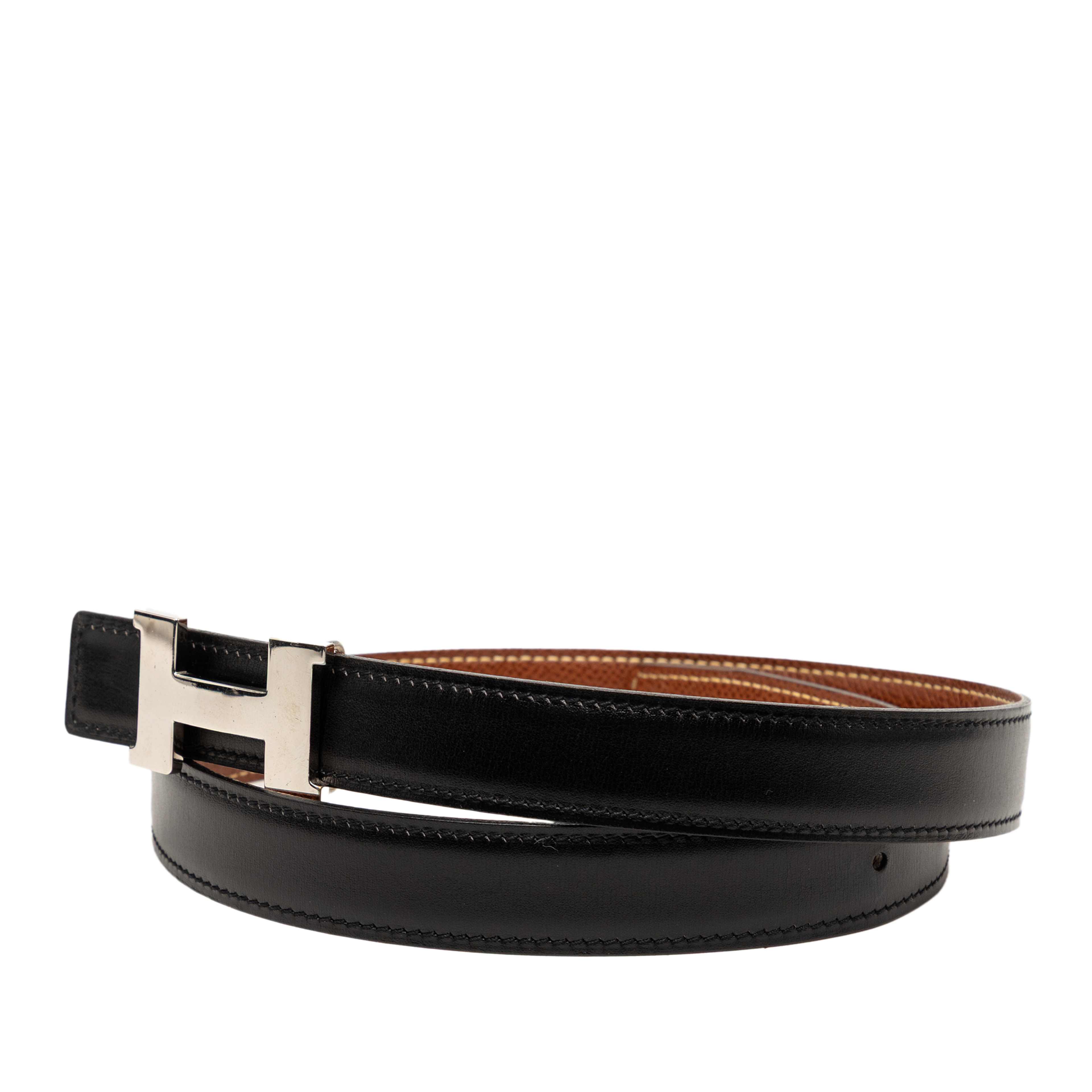 Hermès Swift And Epsom Constance H Reversible Belt, från Luxclusif, i färgen svart. Klicka för att öppna bilden i stort format