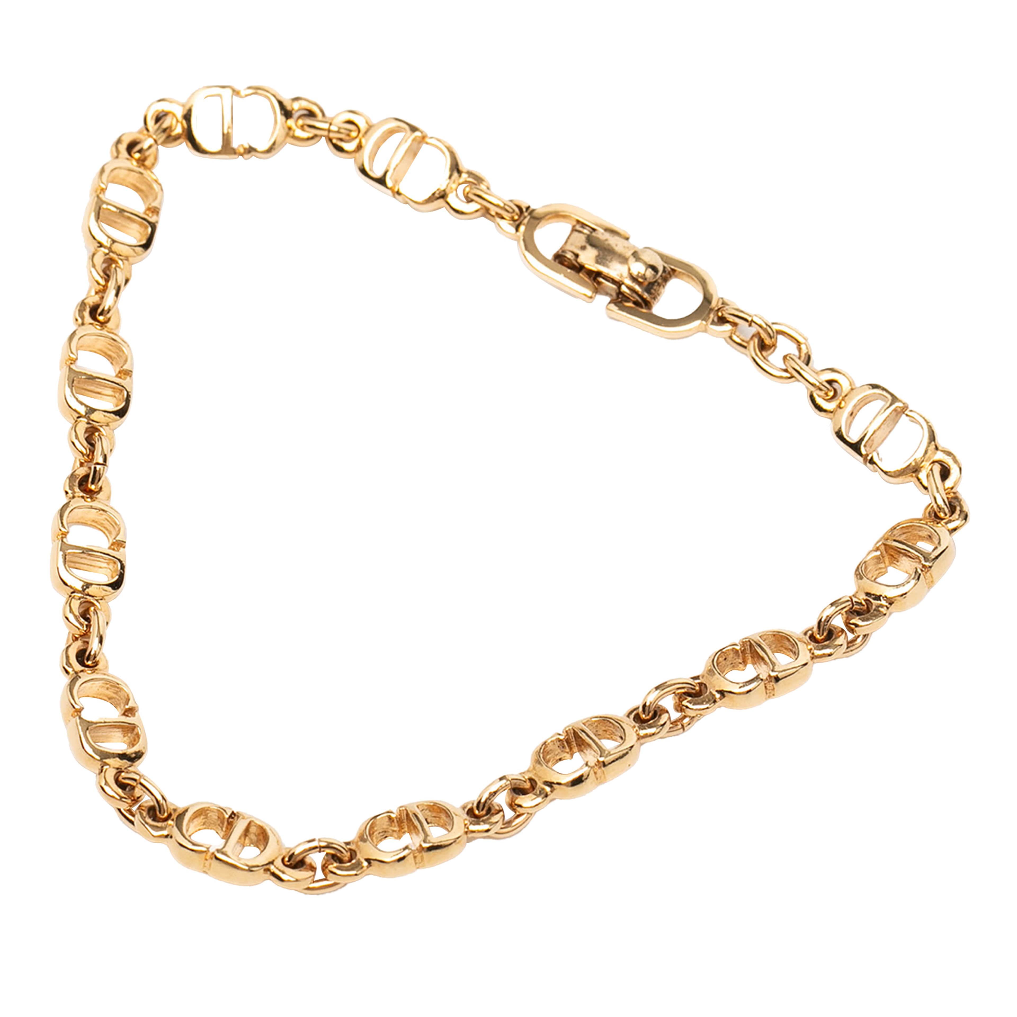 Dior Gold Plated Cd Logo Chain Bracelet, från Luxclusif, i färgen gold. Klicka för att öppna bilden i stort format