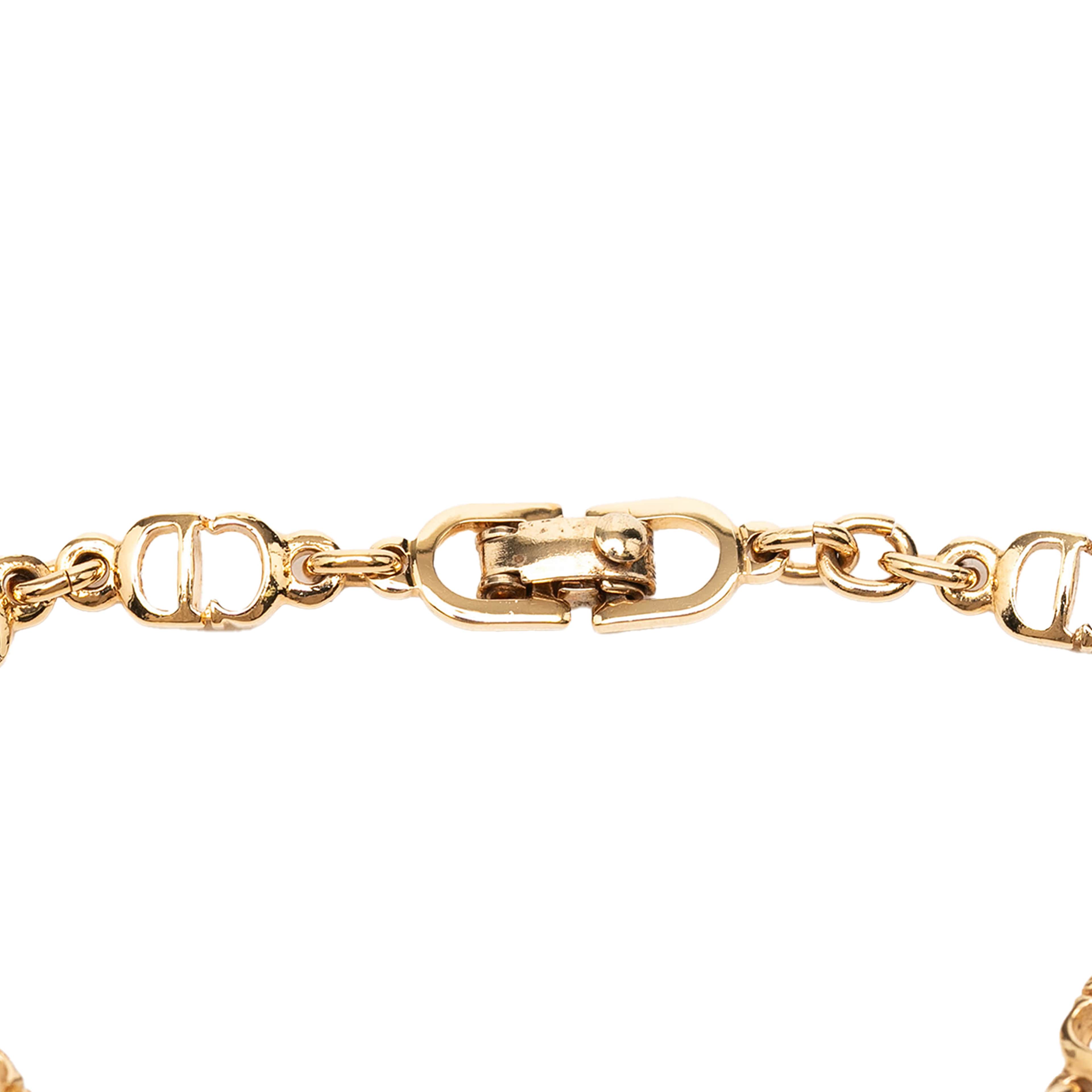 Dior Gold Plated Cd Logo Chain Bracelet, från Luxclusif, i färgen gold. Klicka för att öppna bilden i stort format