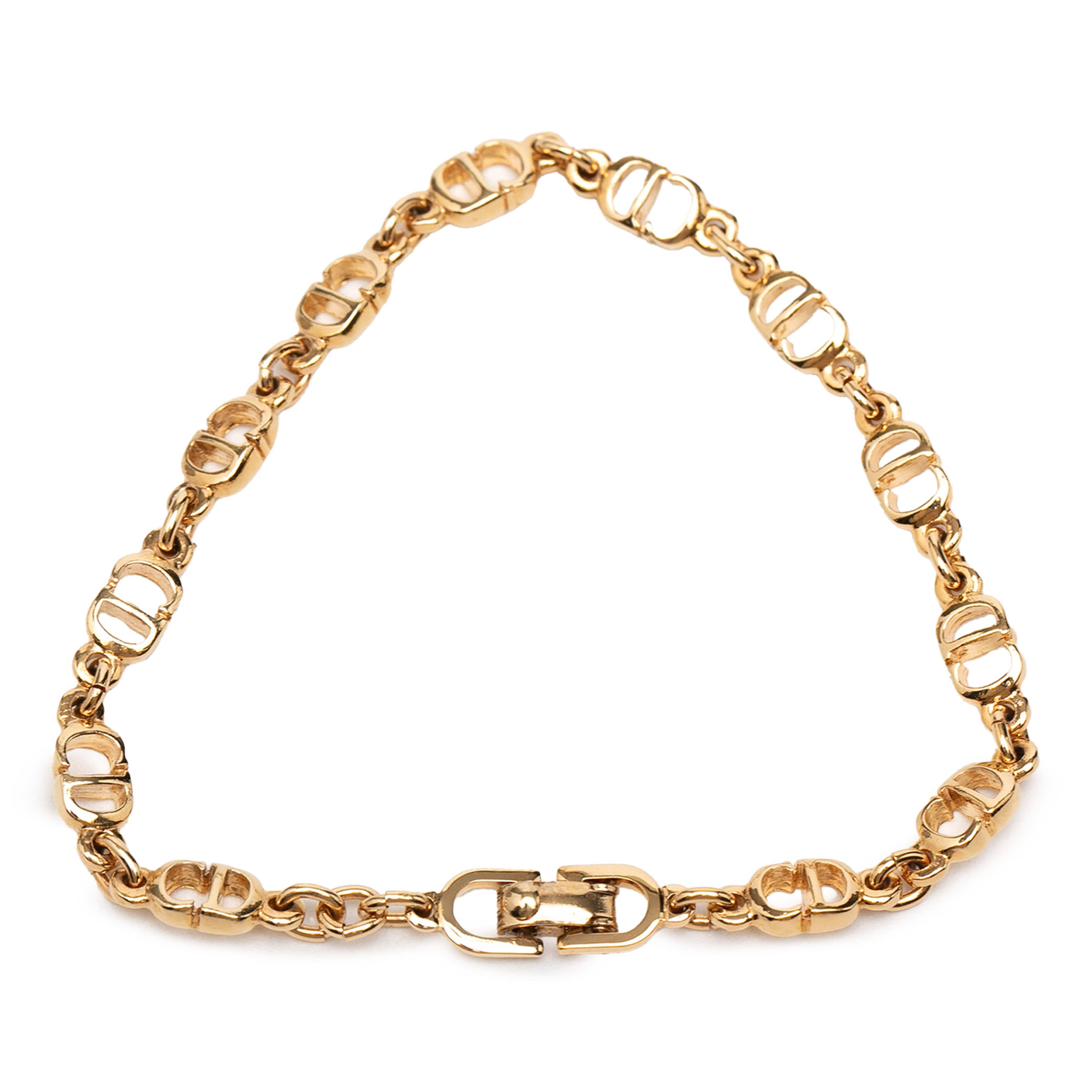 Dior Gold Plated Cd Logo Chain Bracelet, från Luxclusif, i färgen gold. Klicka för att öppna bilden i stort format