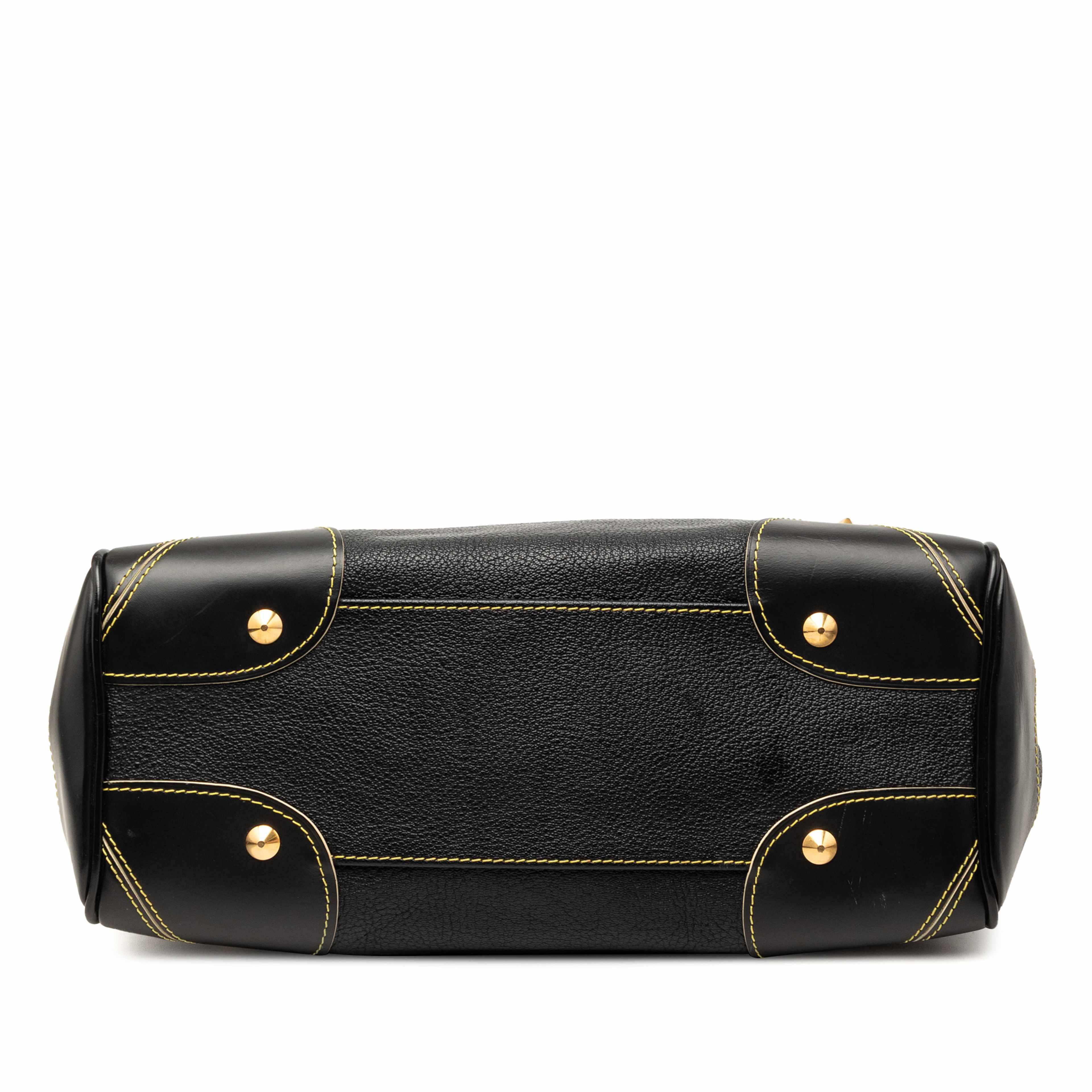 Louis Vuitton Suhali Le Majestueux, från Luxclusif, i färgen svart. Klicka för att öppna bilden i stort format